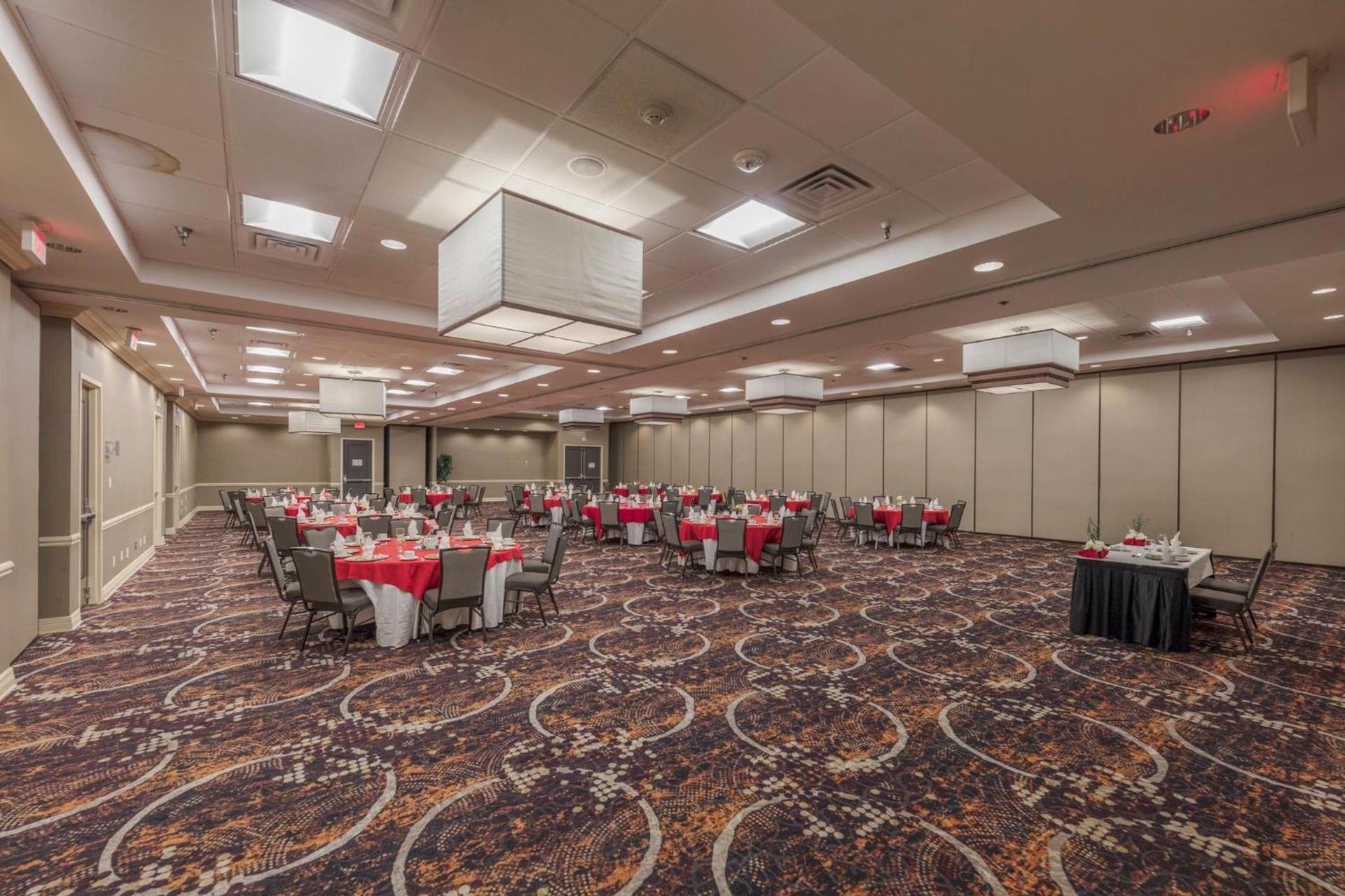 Holiday Inn Austin Midtown by IHG photo 26