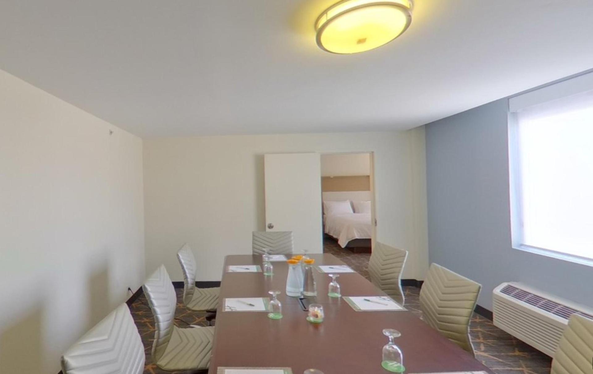 Holiday Inn Lansdale-Hatfield by IHG photo 93