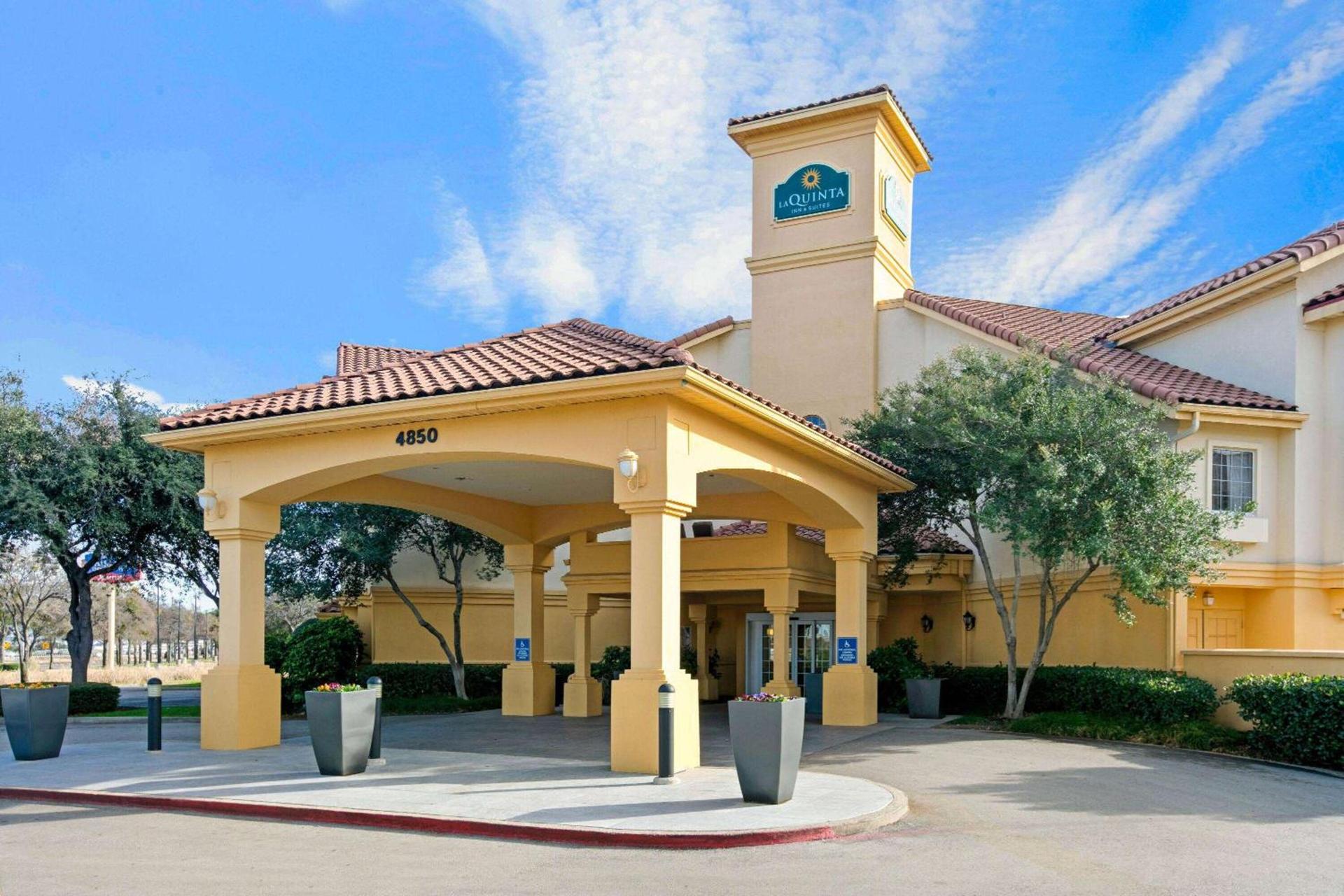La Quinta by Wyndham Dallas DFW Airport North photo 24