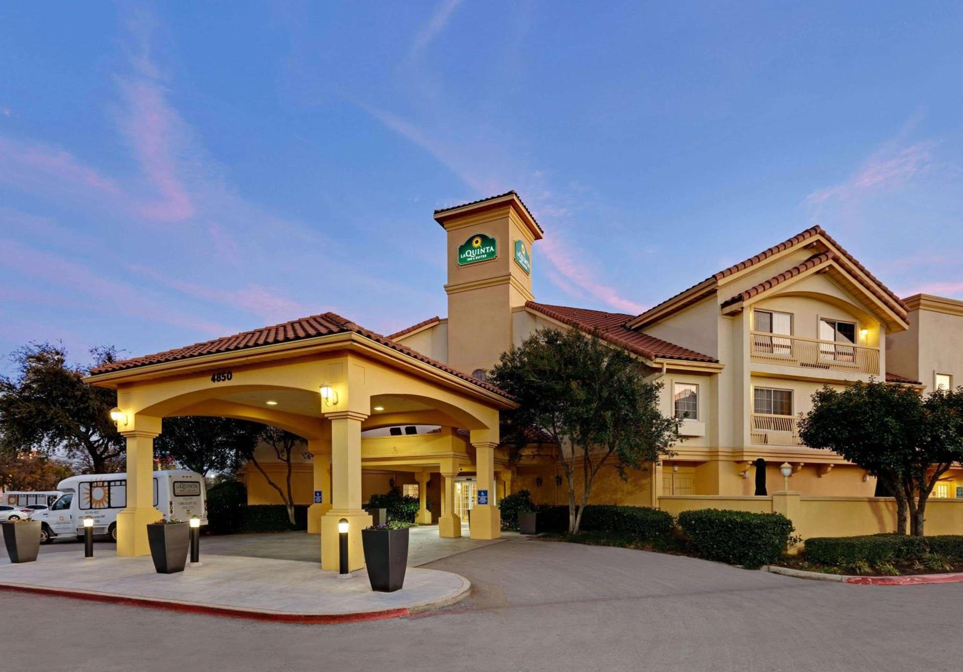 La Quinta by Wyndham Dallas DFW Airport North photo 25