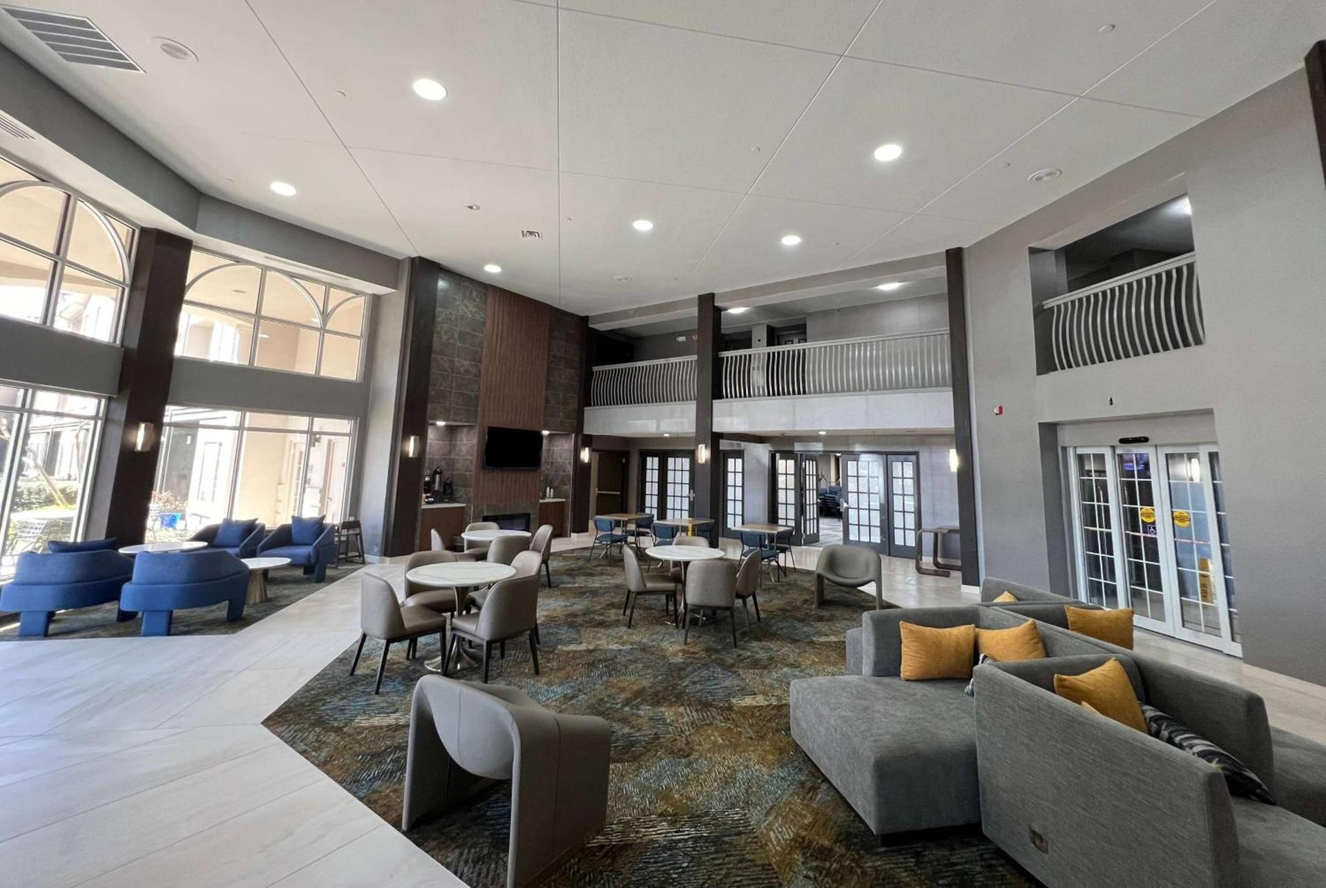 La Quinta by Wyndham Dallas DFW Airport North photo 32