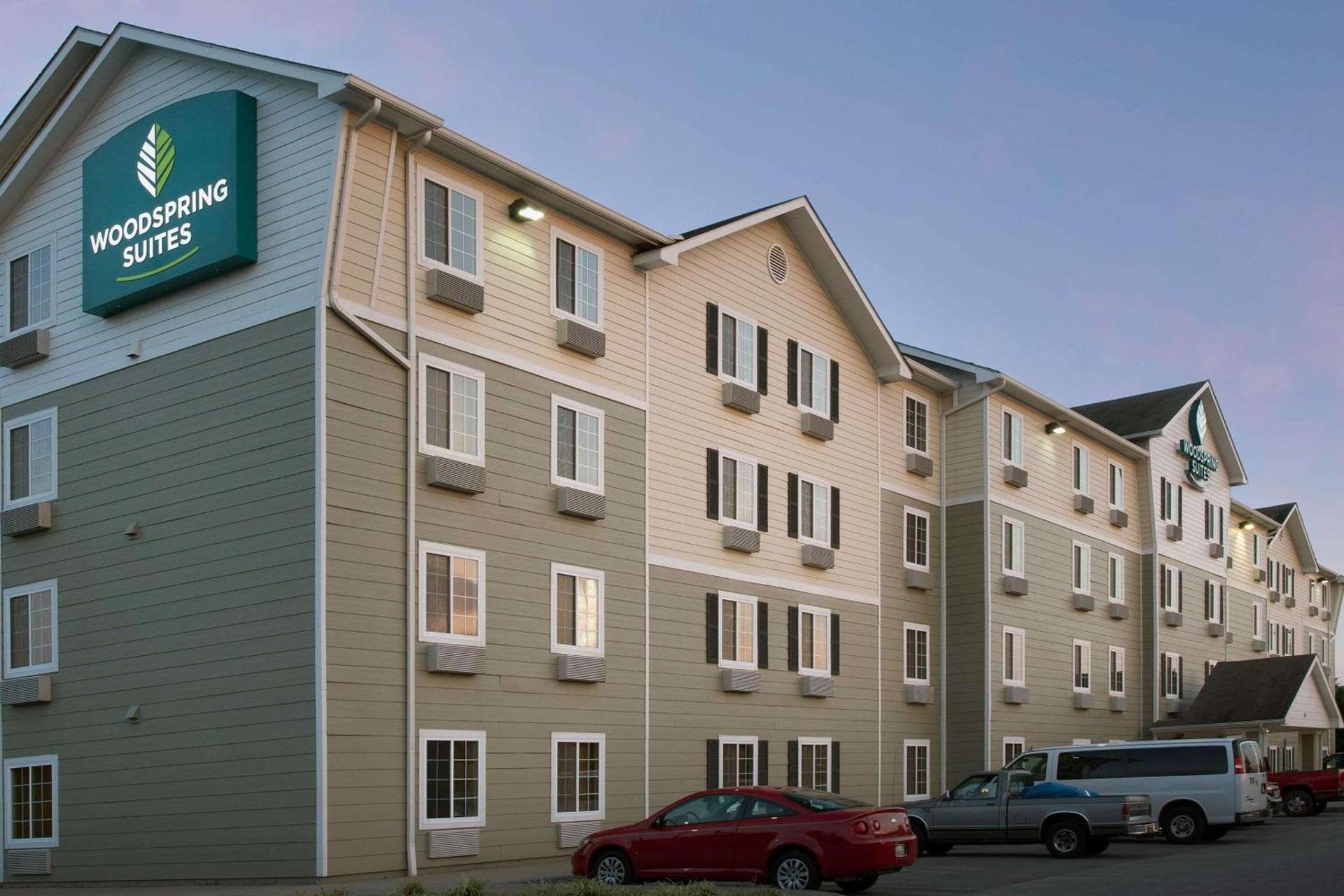 WoodSpring Suites Johnson City photo 4