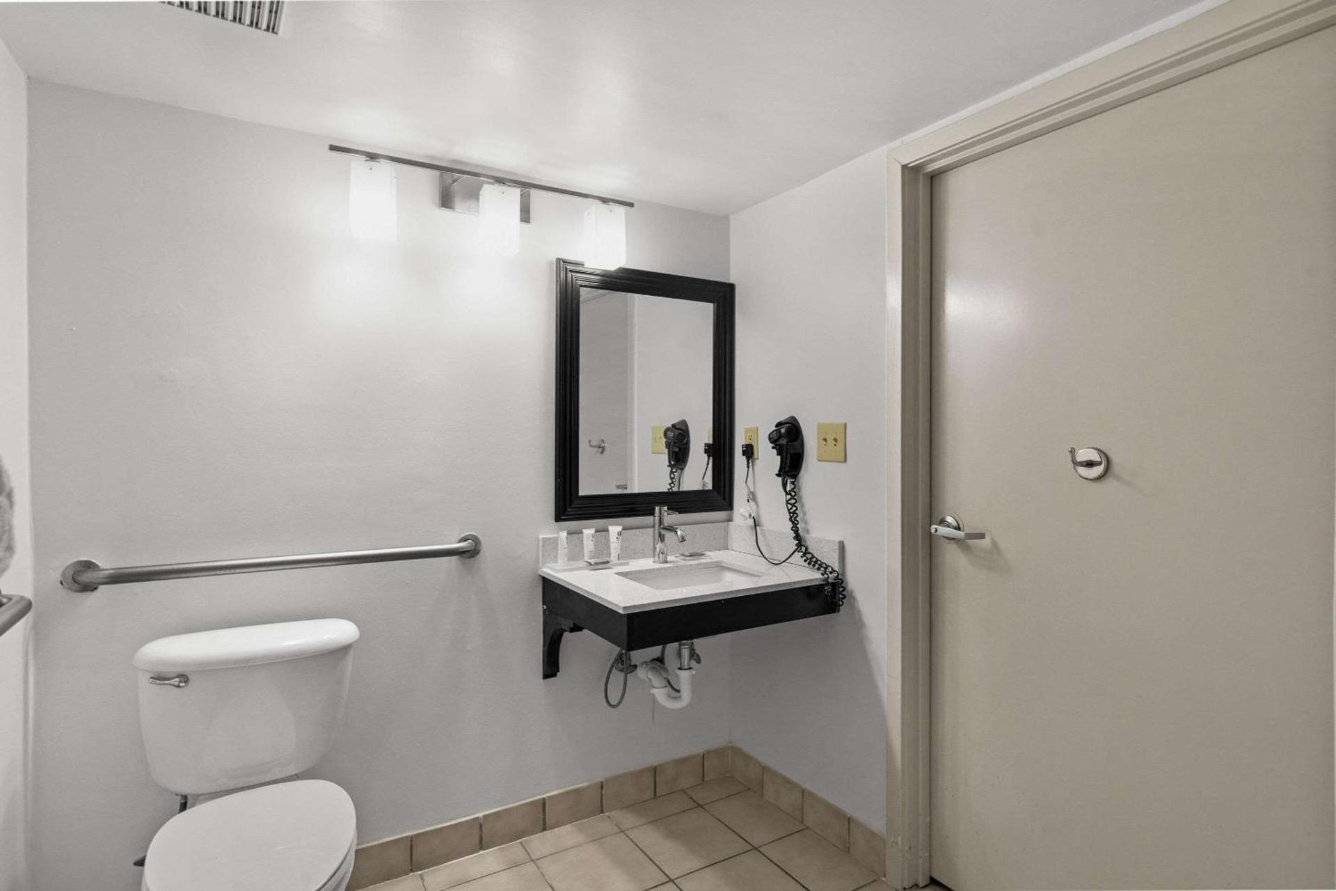 Country Inn & Suites by Radisson, Myrtle Beach, SC photo 61