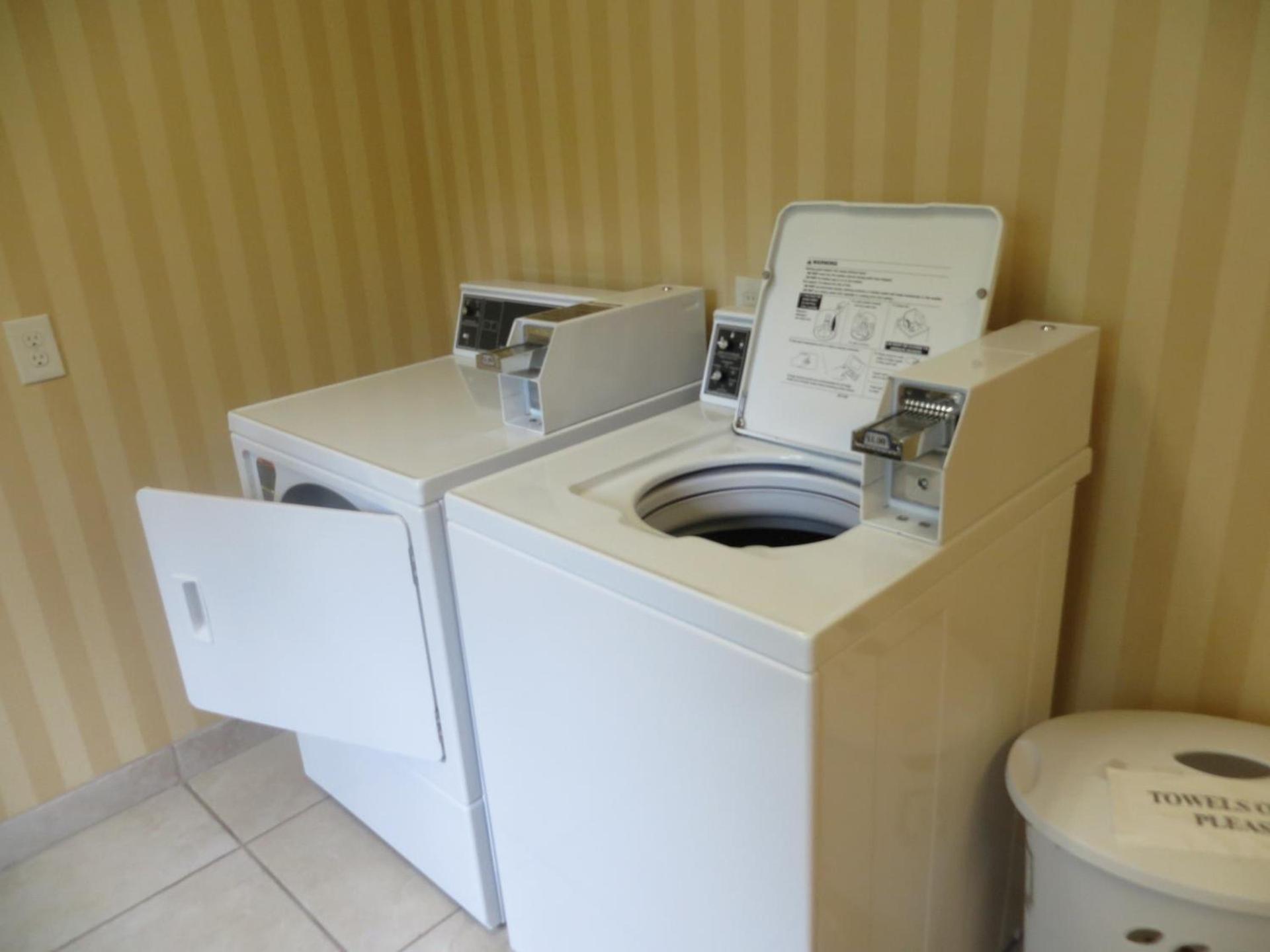 Cobblestone Inn & Suites - Brillion photo 37