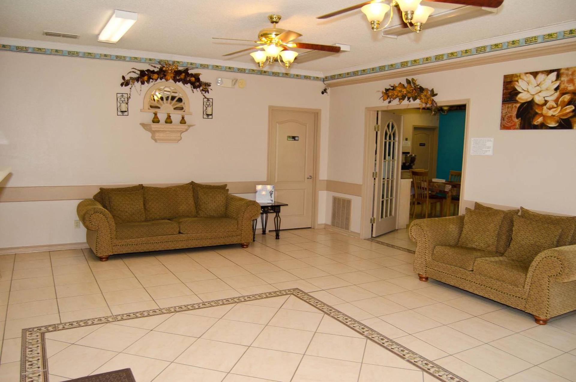 Texas Inn and Suites City Center at University Dr. photo 54