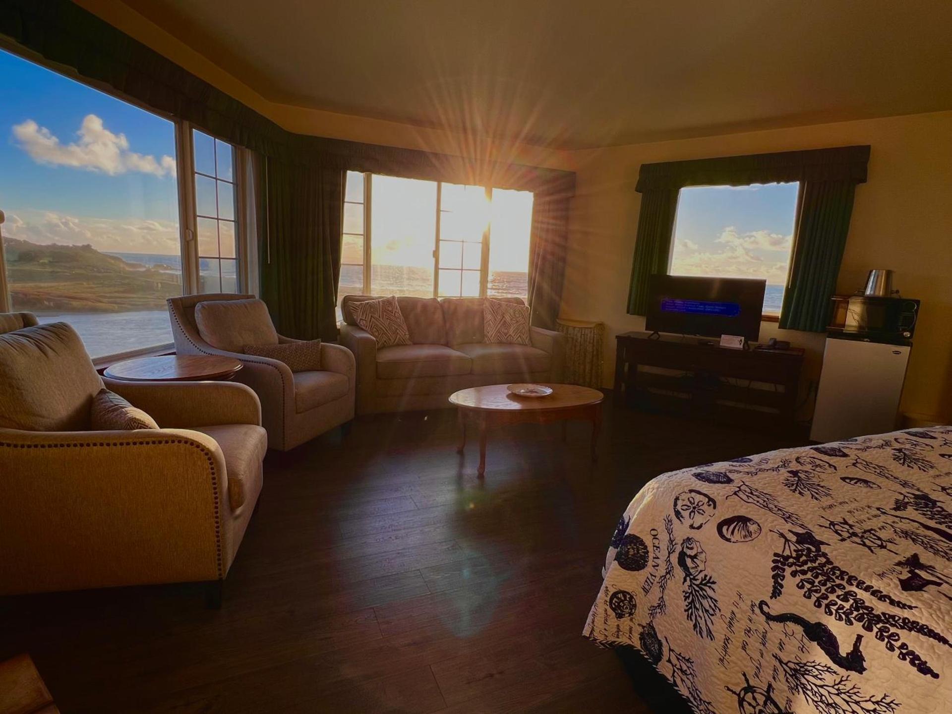 Gualala Country Inn photo 4