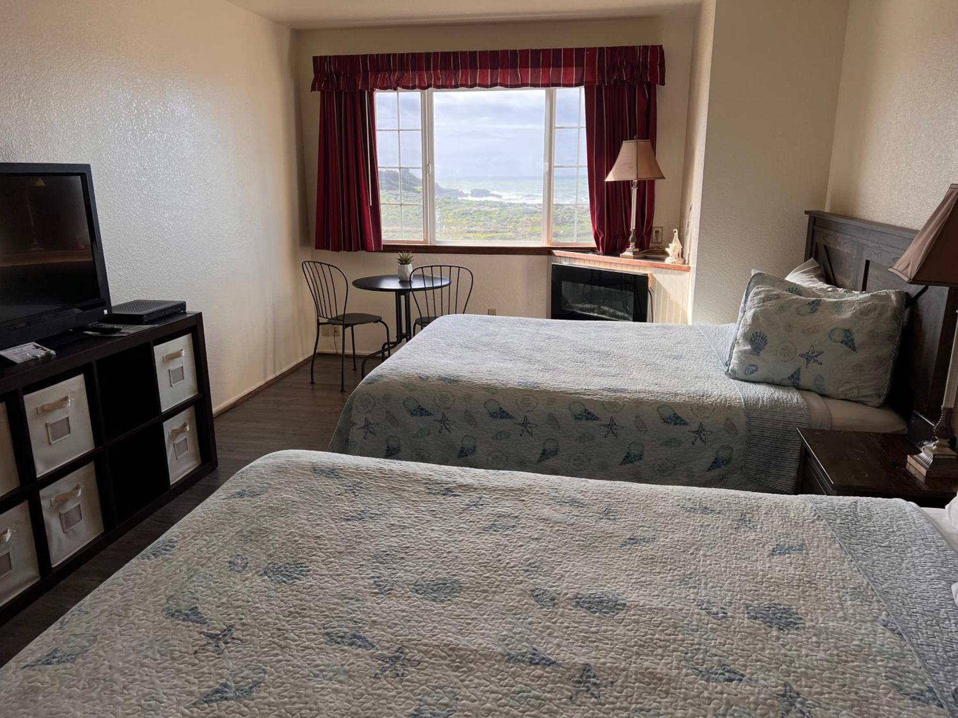 Gualala Country Inn photo 25