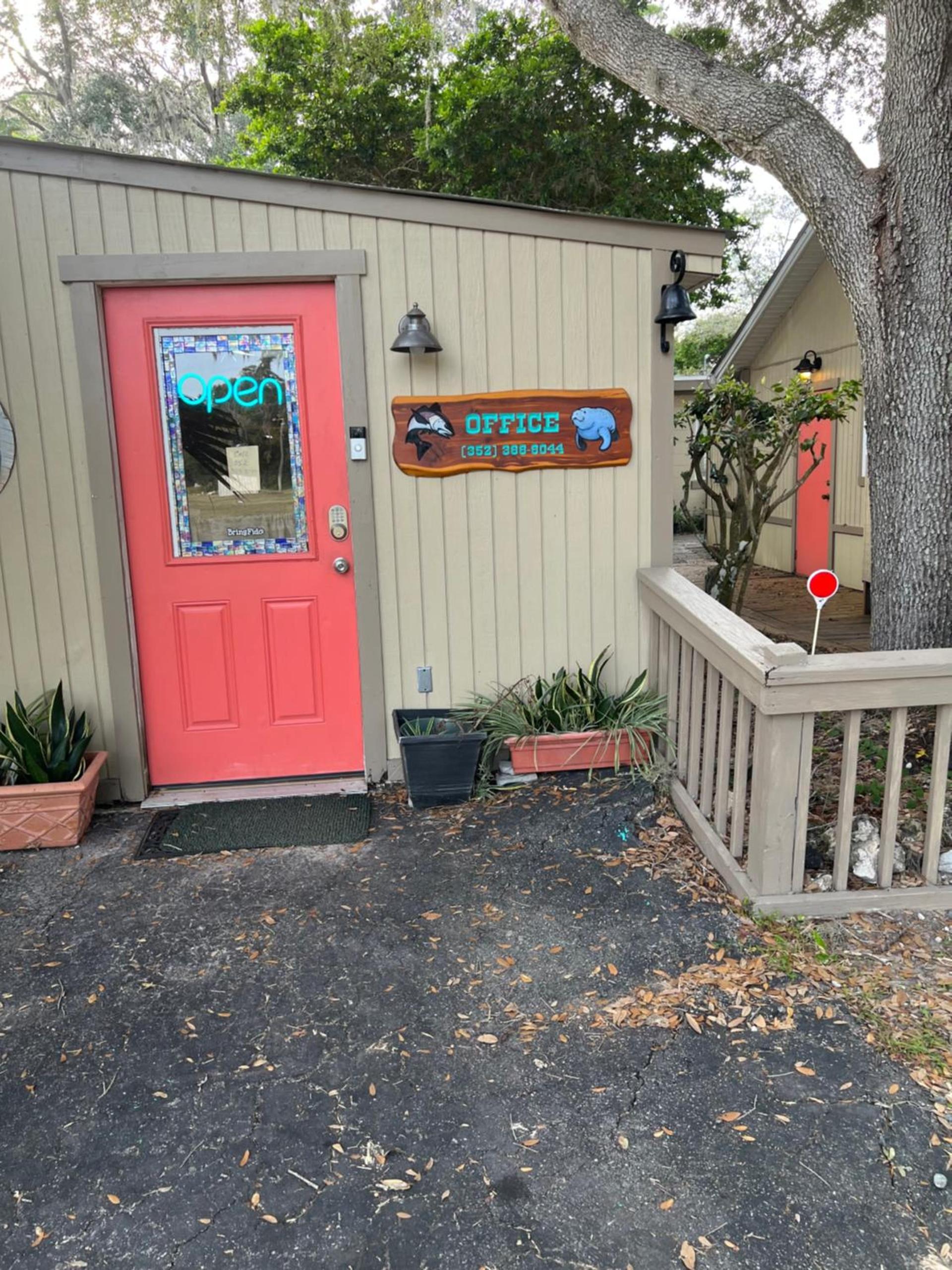 Nature Coast Inn & Cottages photo 7