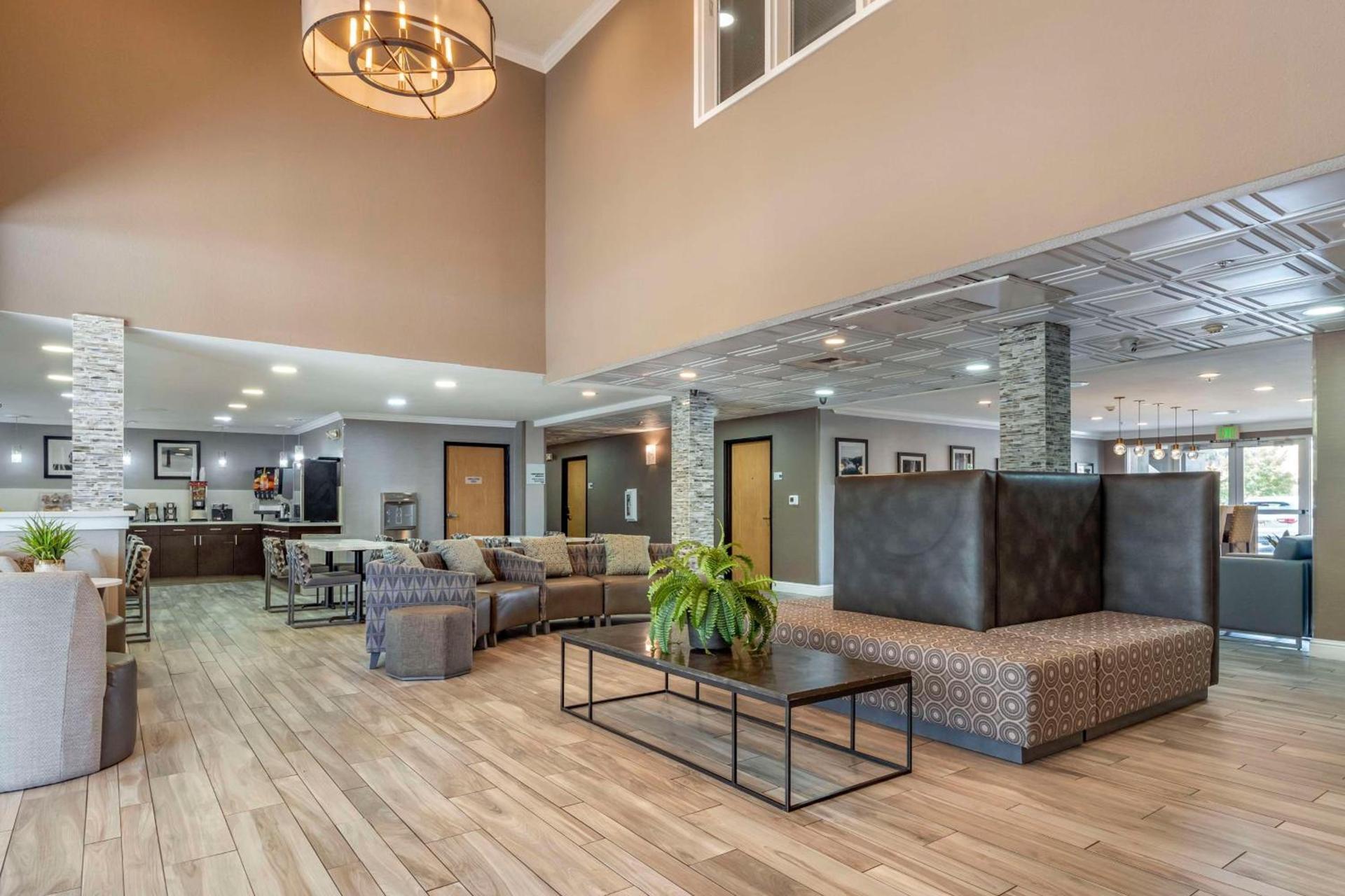 Best Western Plus Vineyard Inn photo 4
