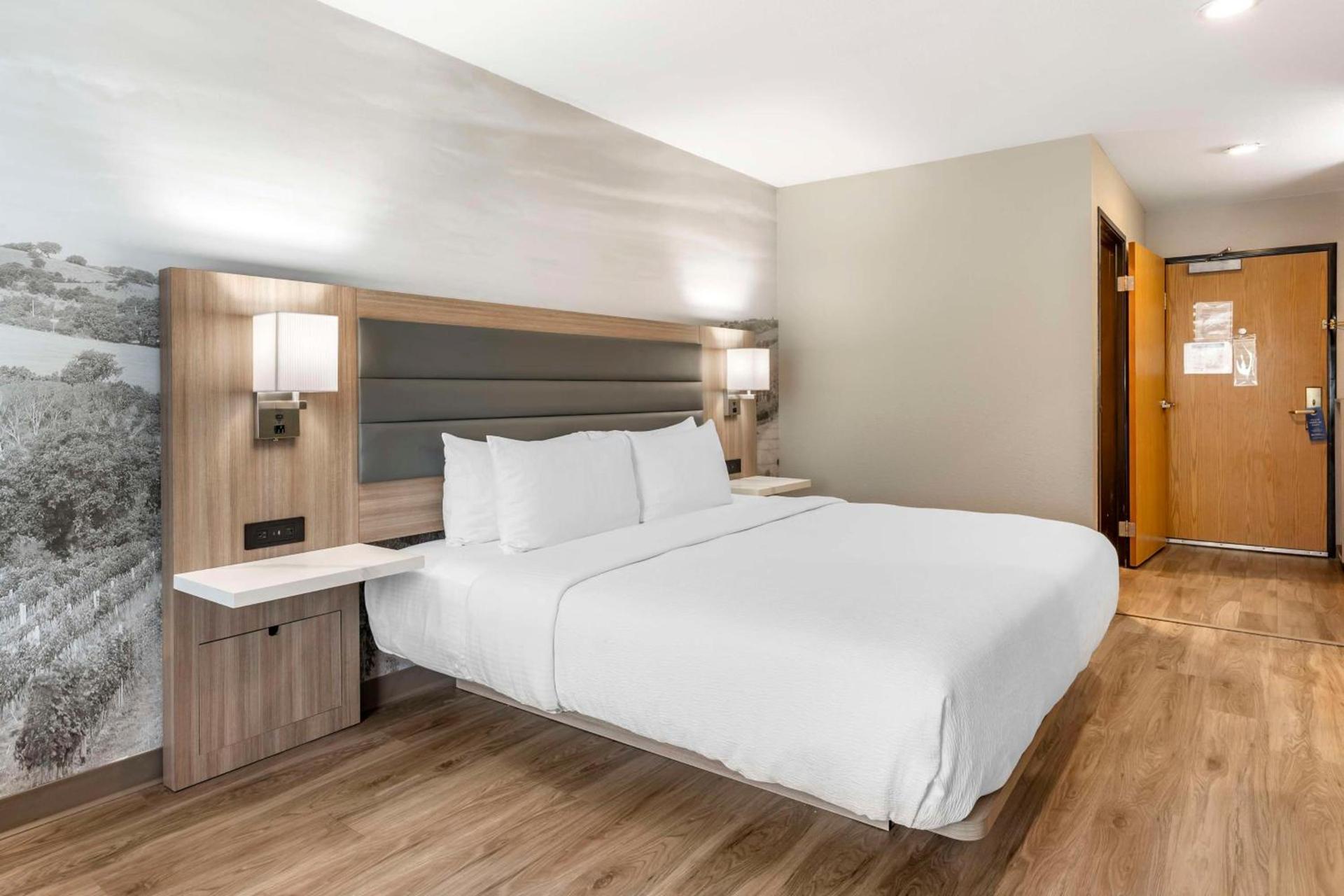 Best Western Plus Vineyard Inn photo 7