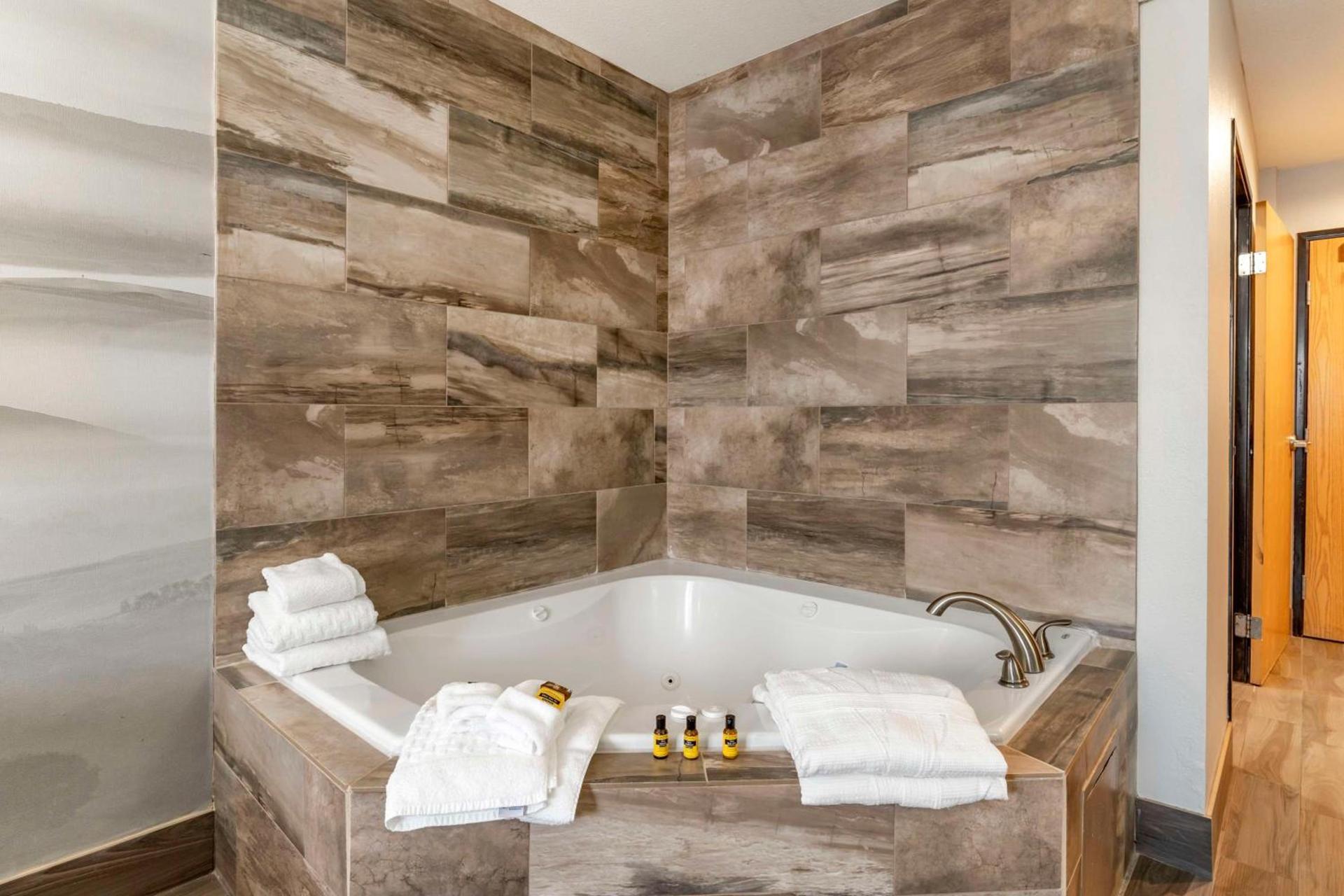 Best Western Plus Vineyard Inn photo 33