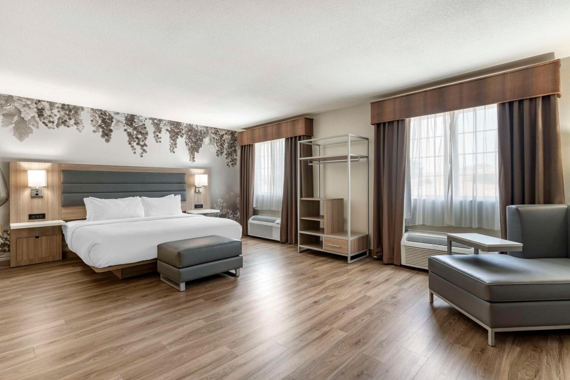 Best Western Plus Vineyard Inn photo 34