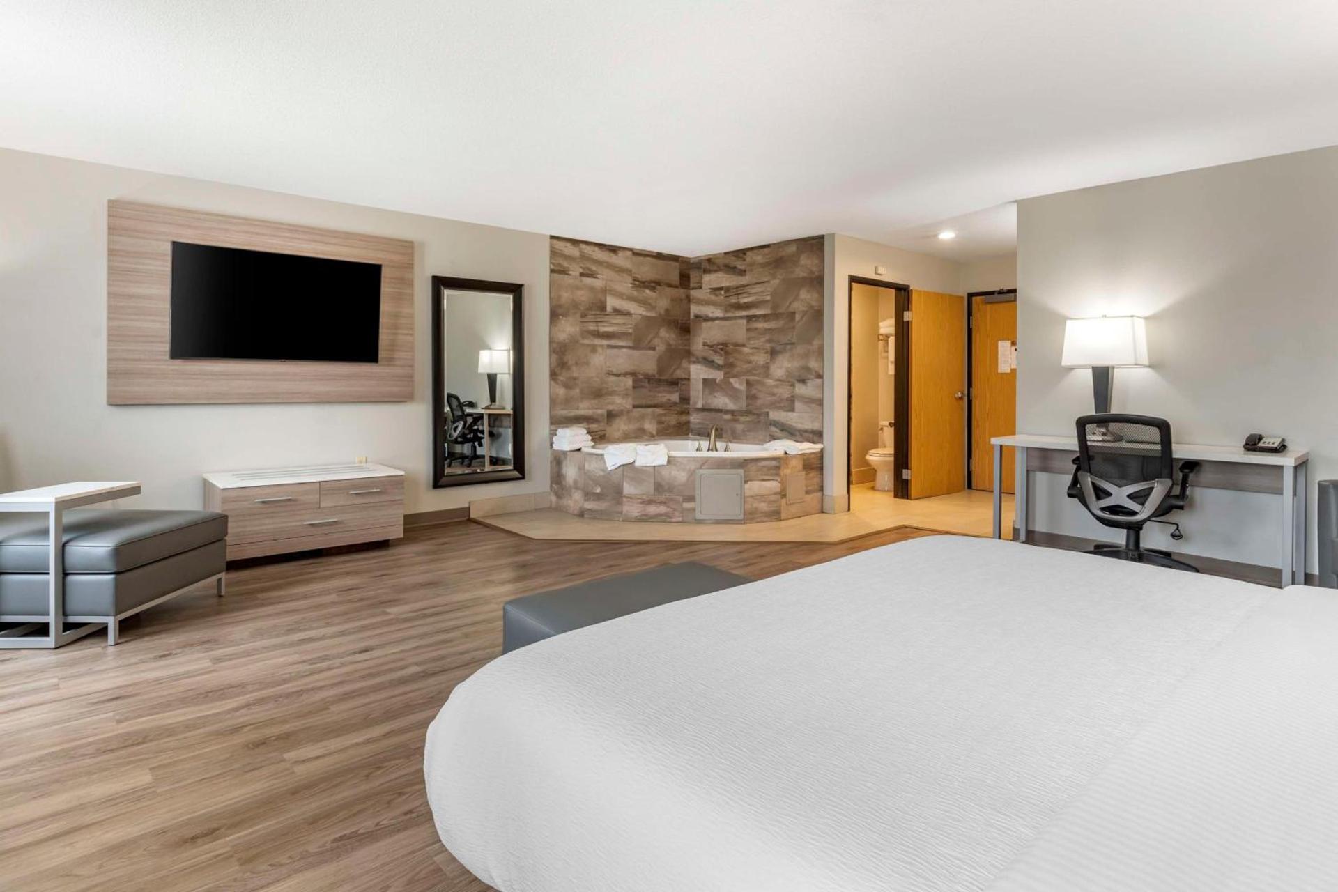 Best Western Plus Vineyard Inn photo 8