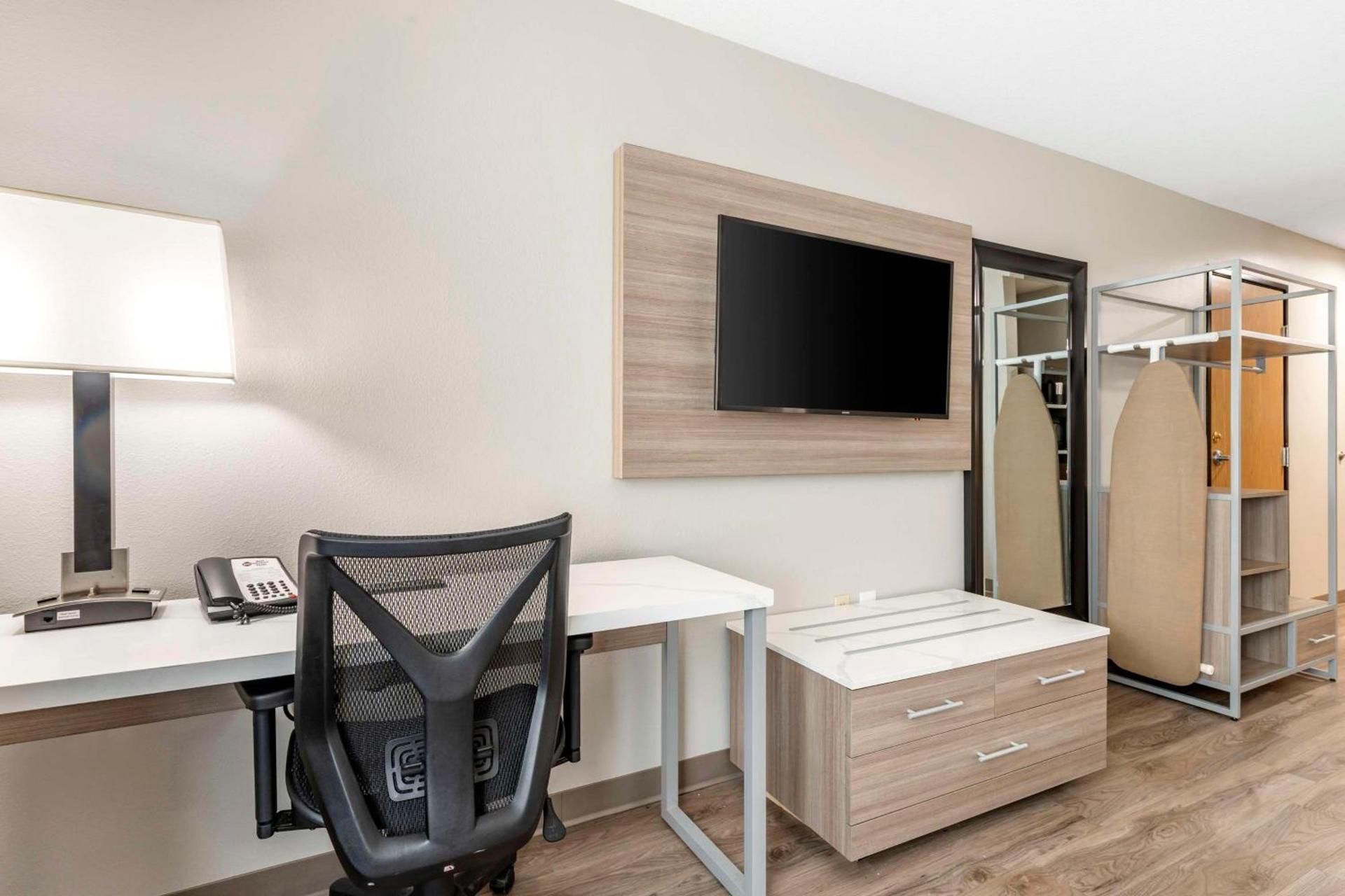 Best Western Plus Vineyard Inn photo 46