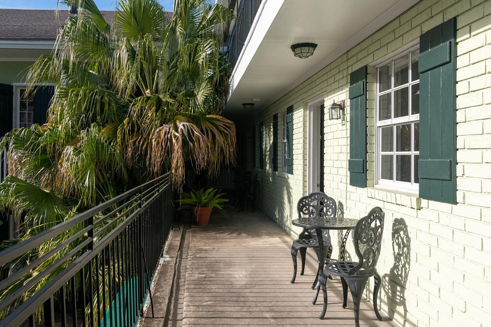 French Quarter Suites Hotel photo 11