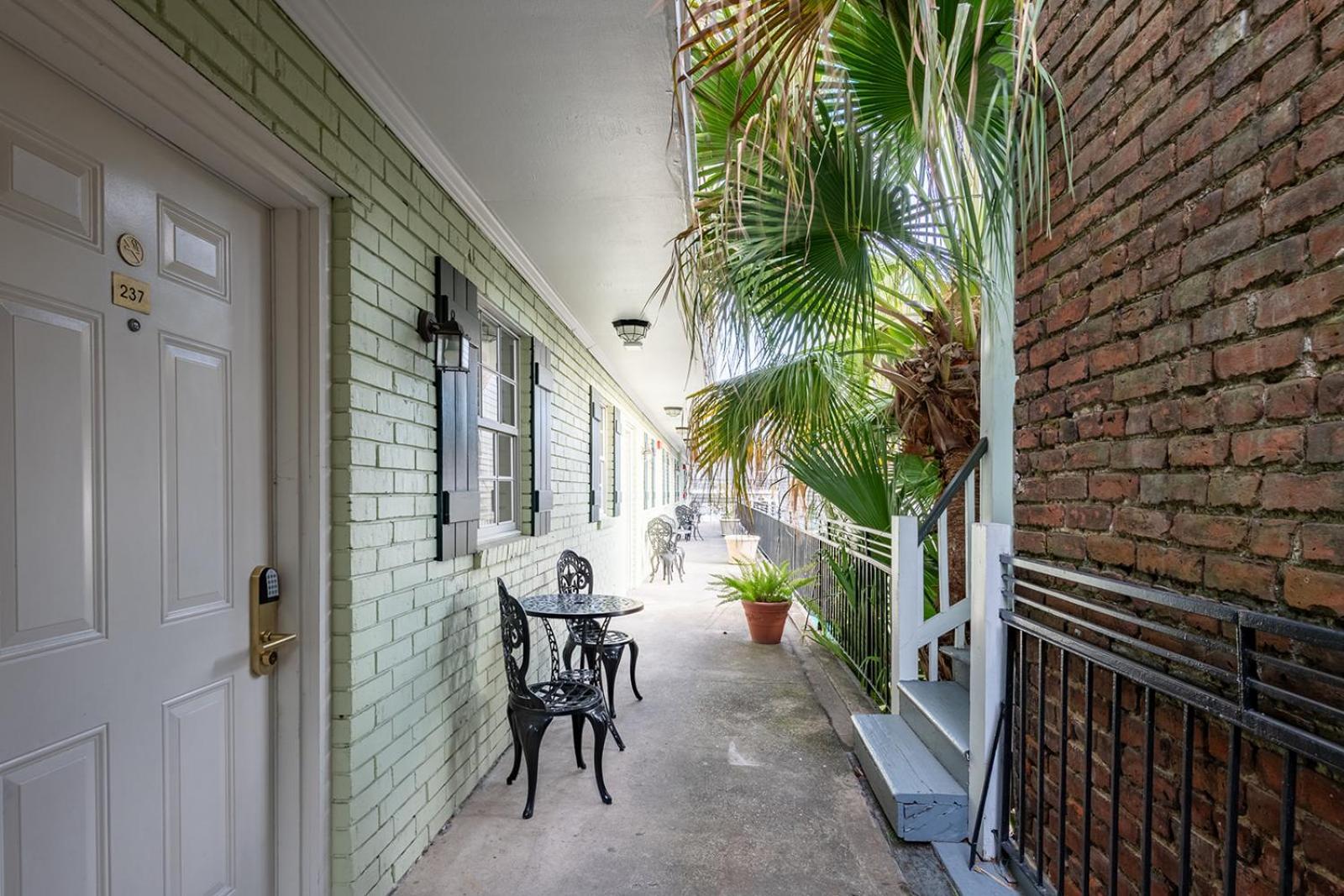 French Quarter Suites Hotel photo 14