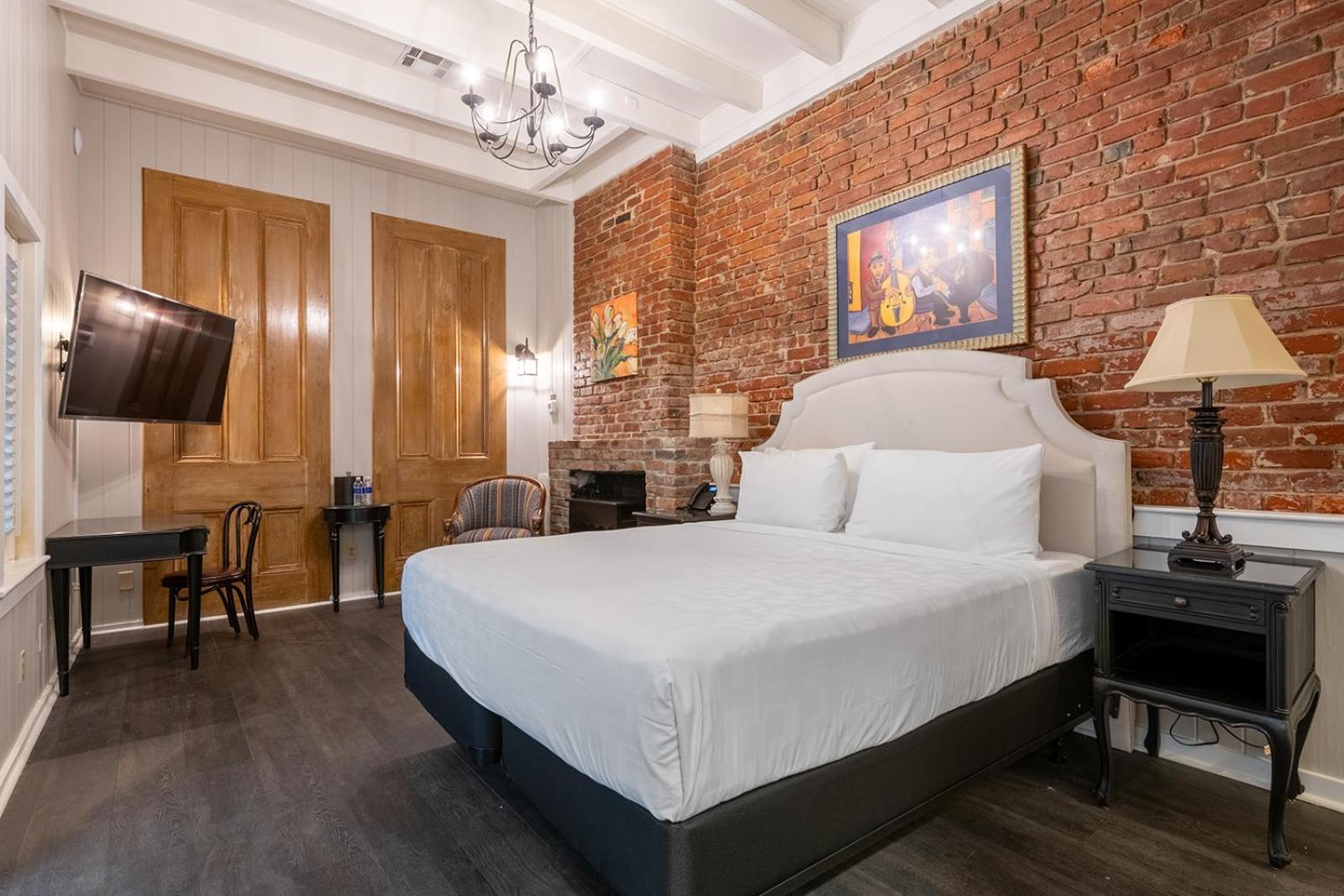 French Quarter Suites Hotel photo 31