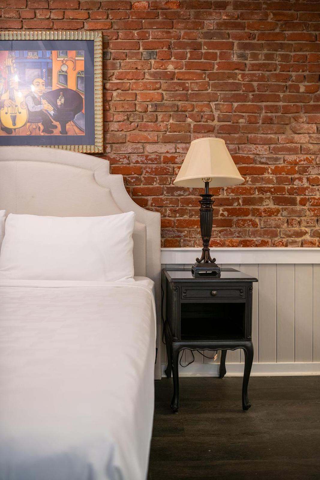 French Quarter Suites Hotel photo 40