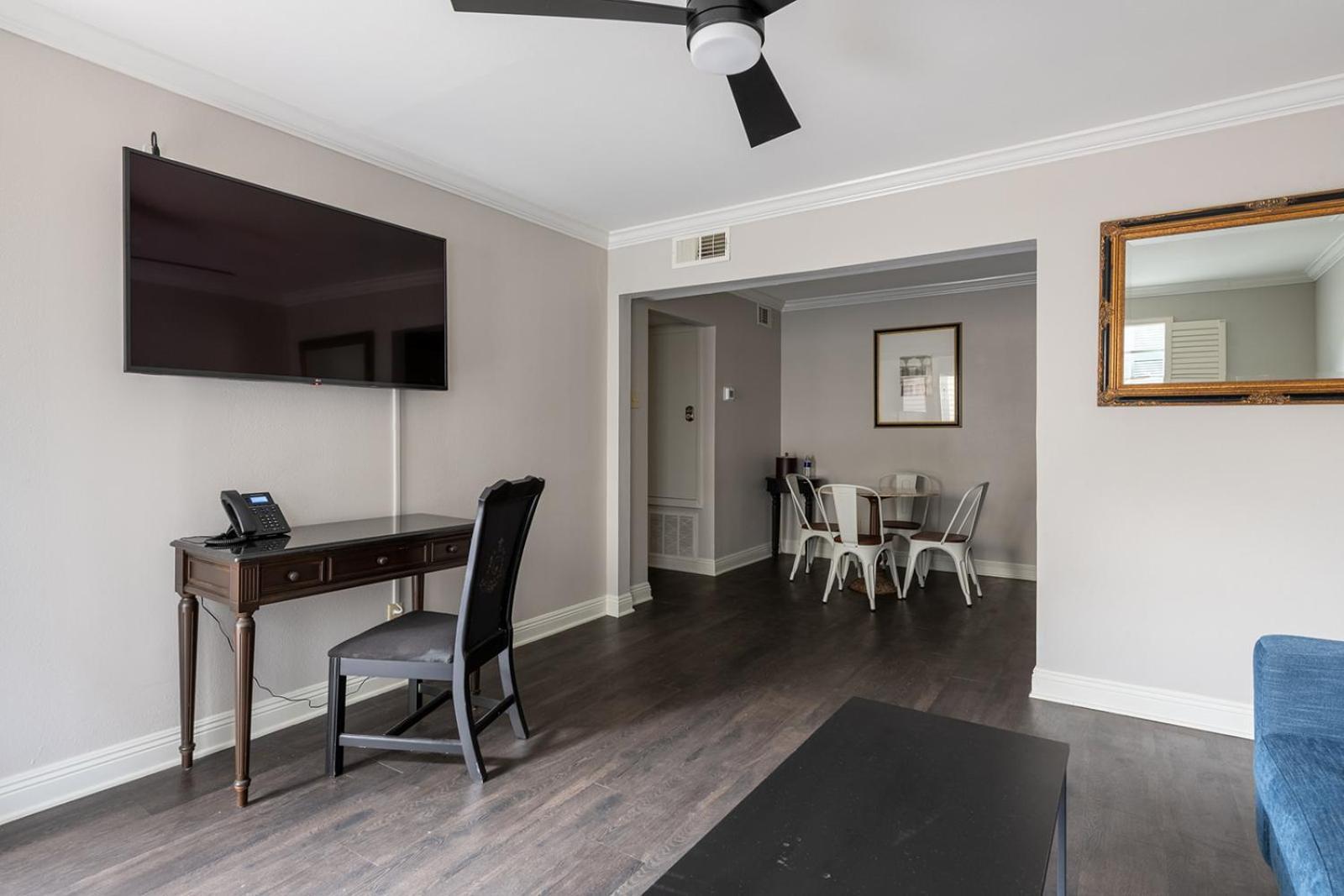 French Quarter Suites Hotel photo 58