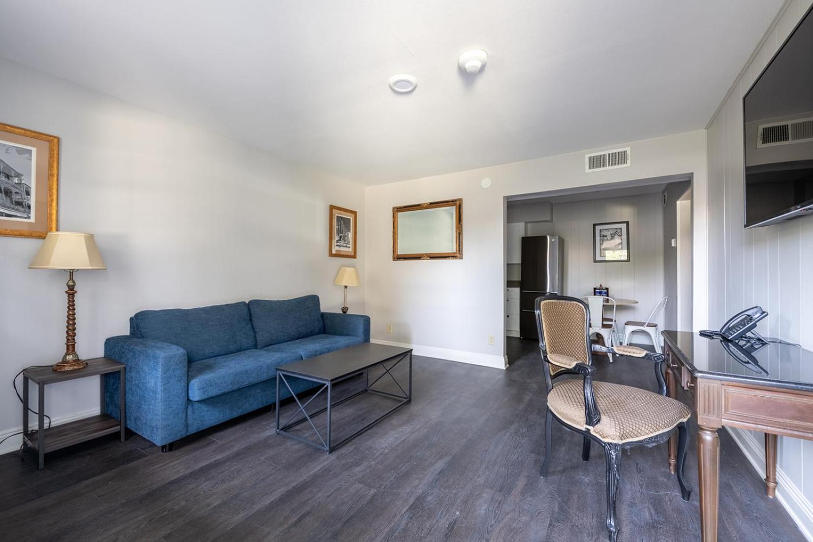 French Quarter Suites Hotel photo 68