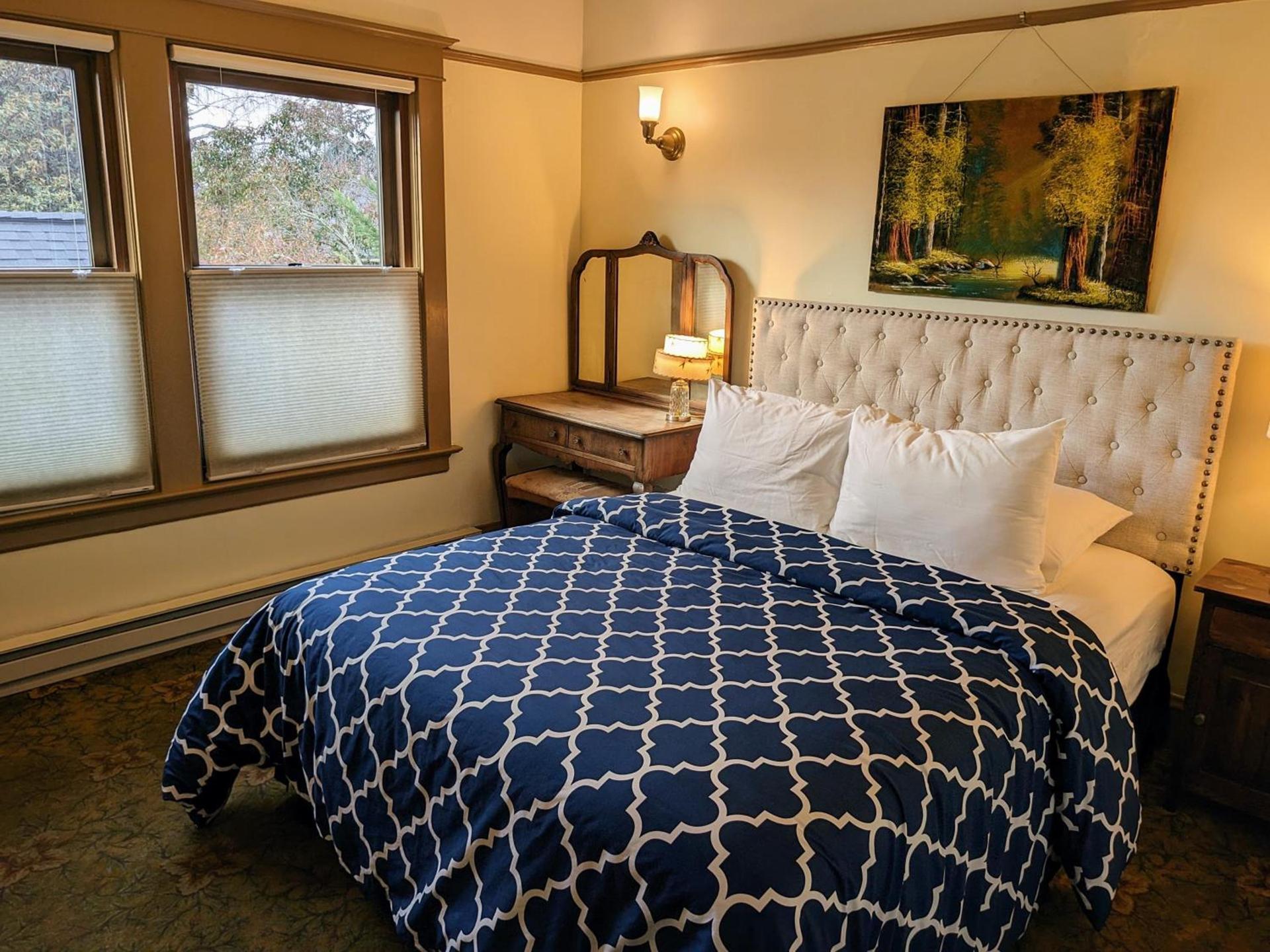 Bluebird Guesthouse photo 30