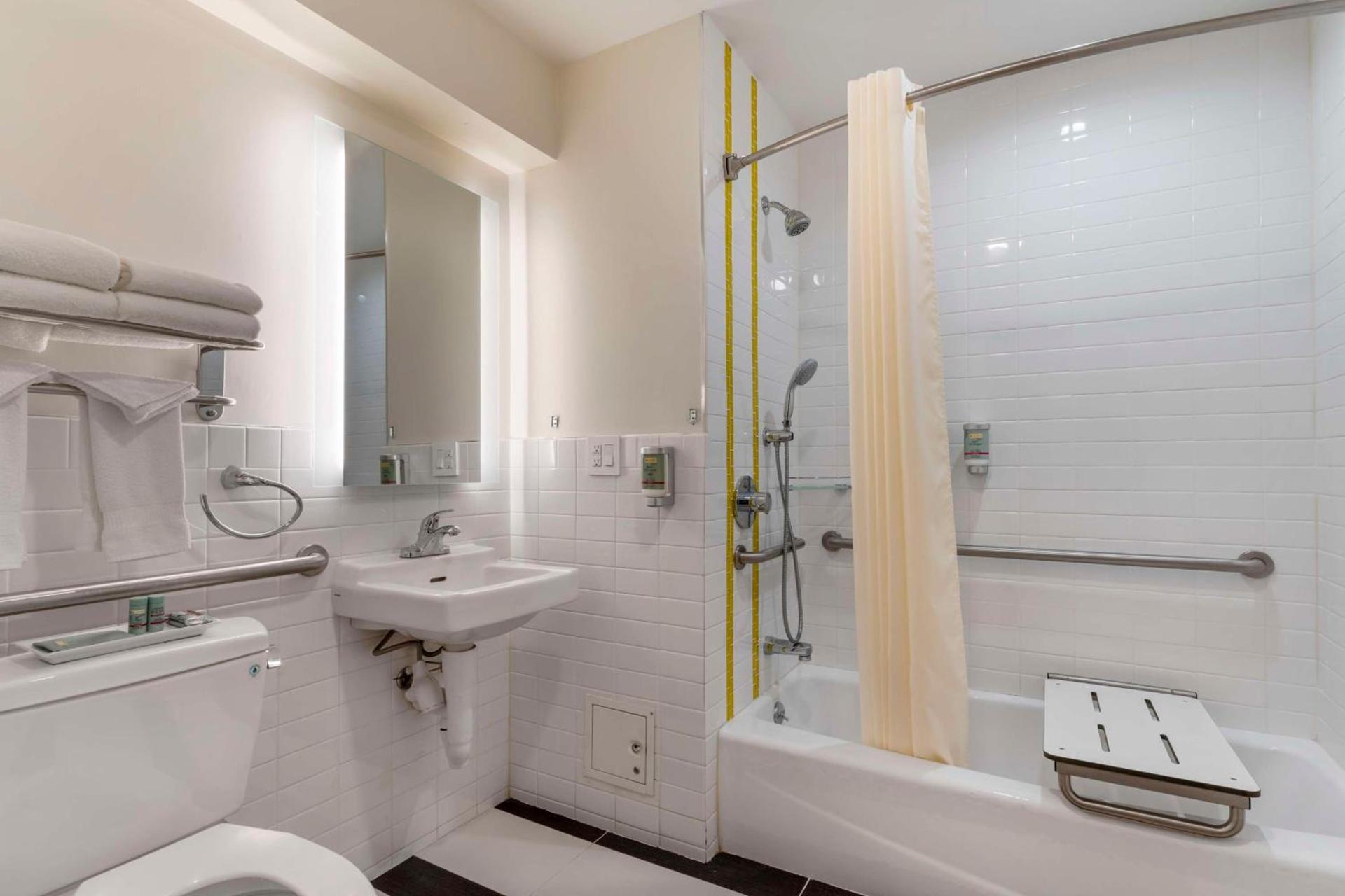 Best Western Red Coach Inn photo 25