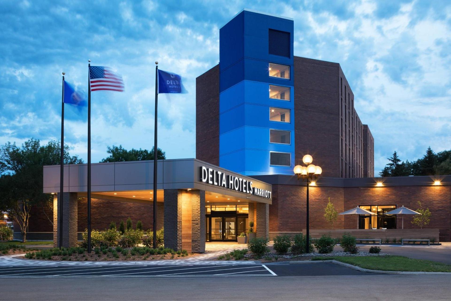 Delta Hotels by Marriott Minneapolis Northeast photo 1