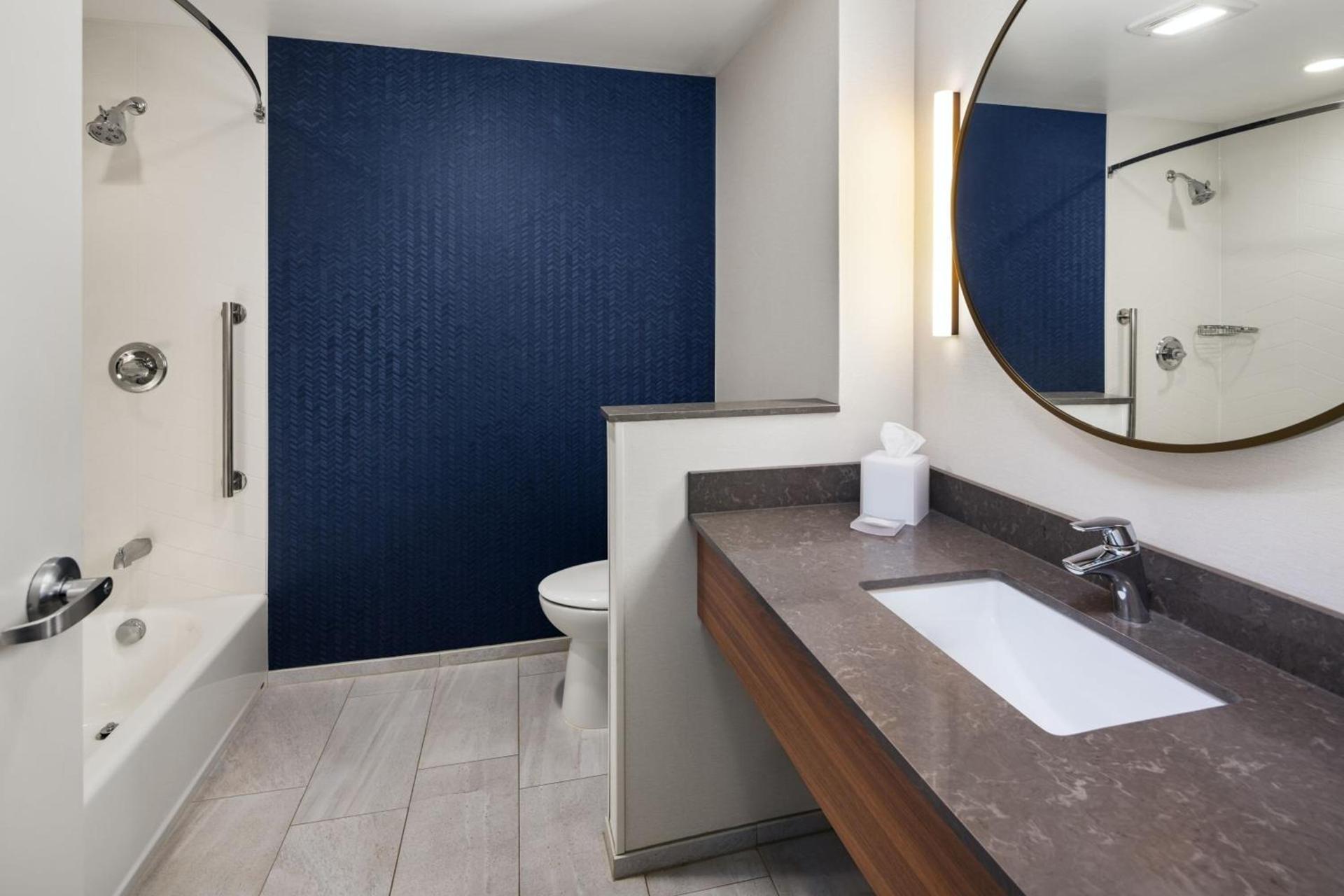 Fairfield Inn & Suites By Marriott Alexandria photo 8