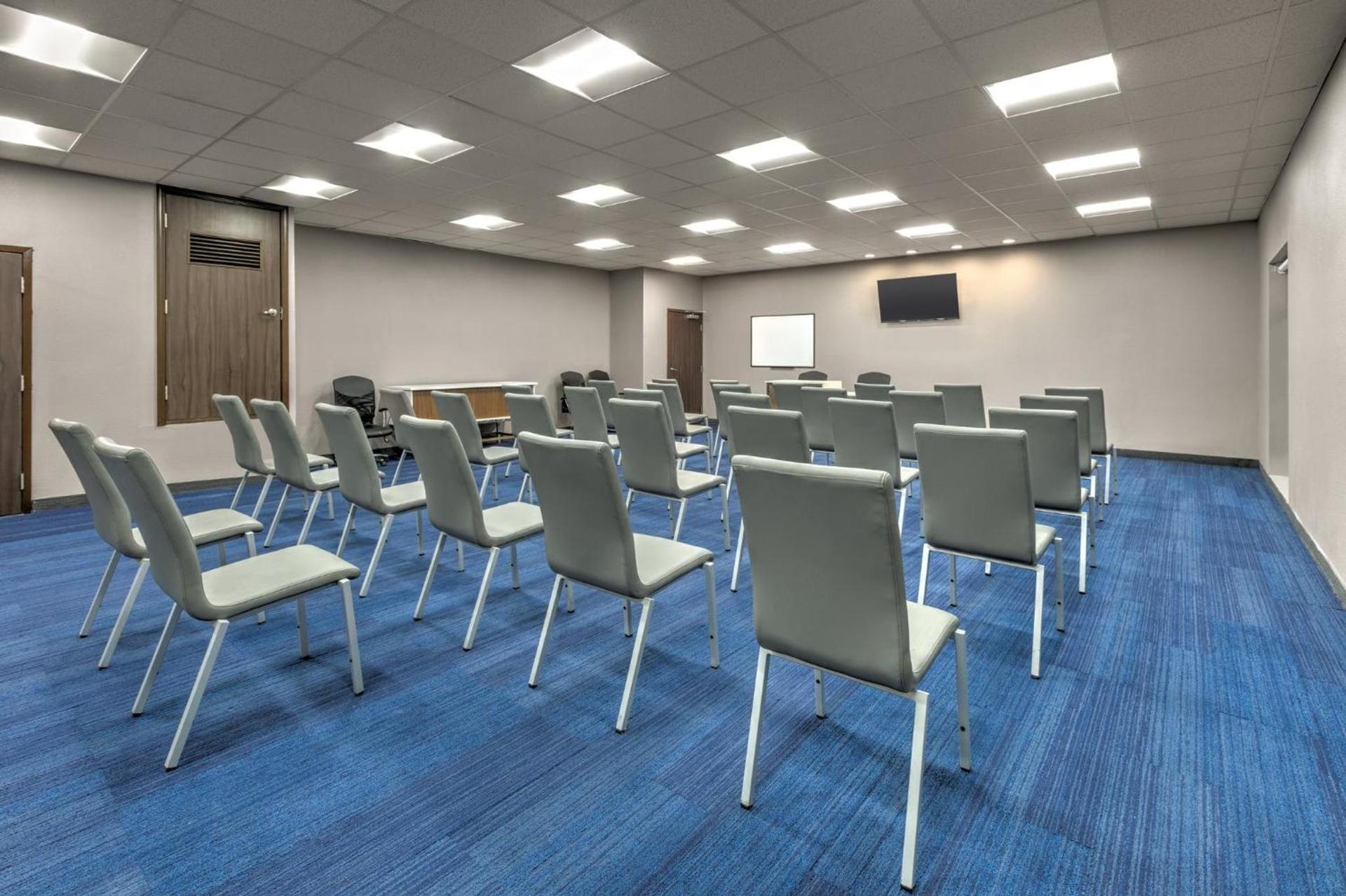 Holiday Inn Express - San Antonio East I-10 by IHG photo 35