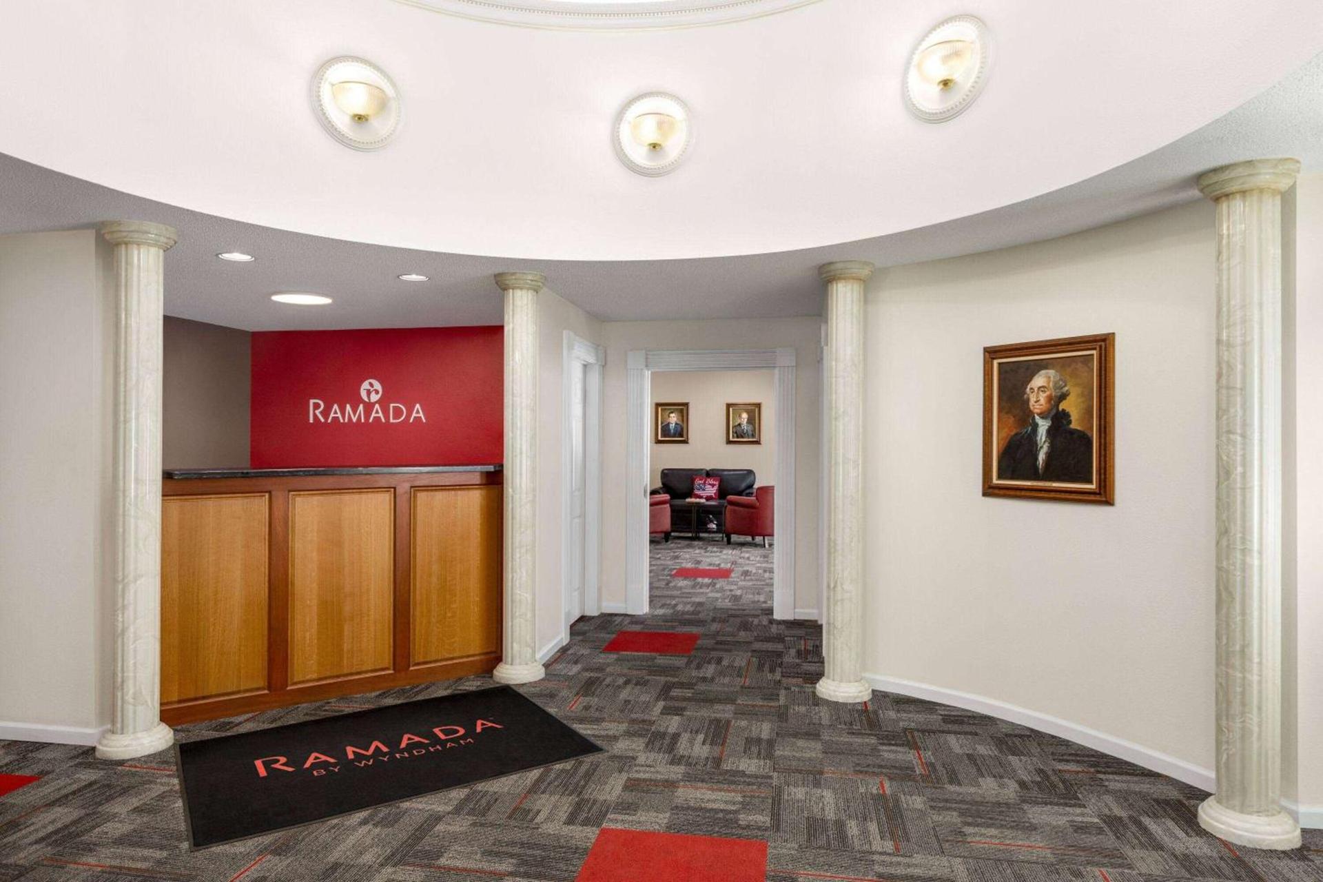 Ramada by Wyndham Richland Center photo 28