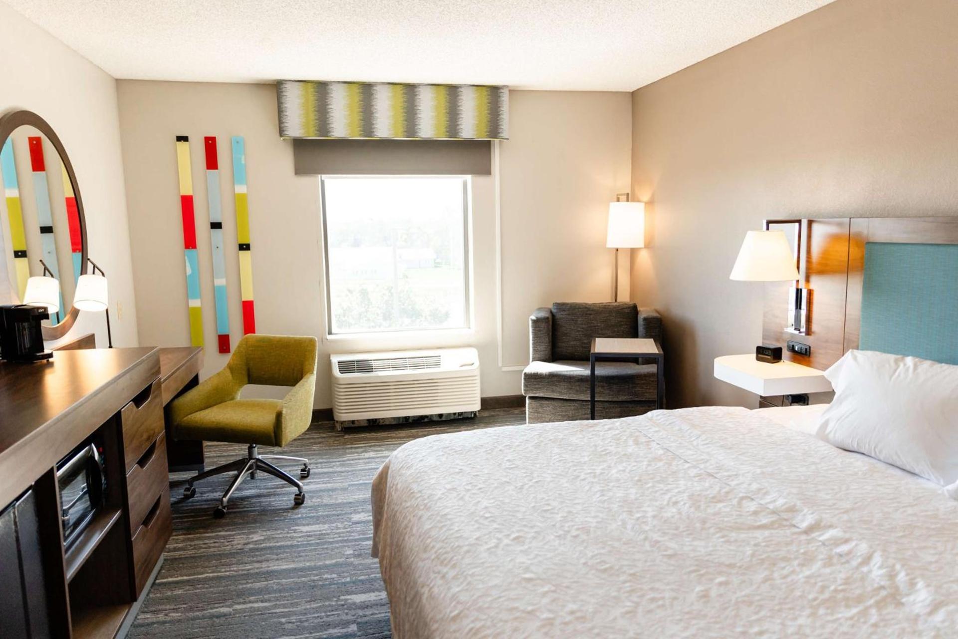 Hampton Inn & Suites Scottsbluff photo 20