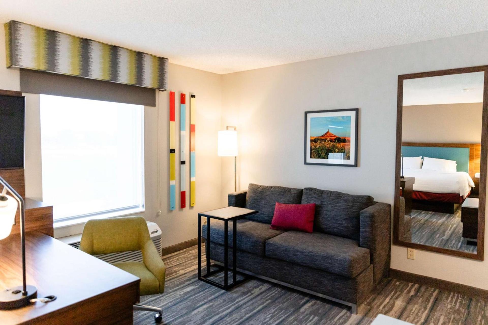 Hampton Inn & Suites Scottsbluff photo 21