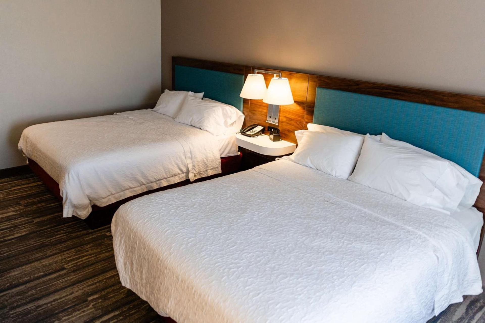 Hampton Inn & Suites Scottsbluff photo 29