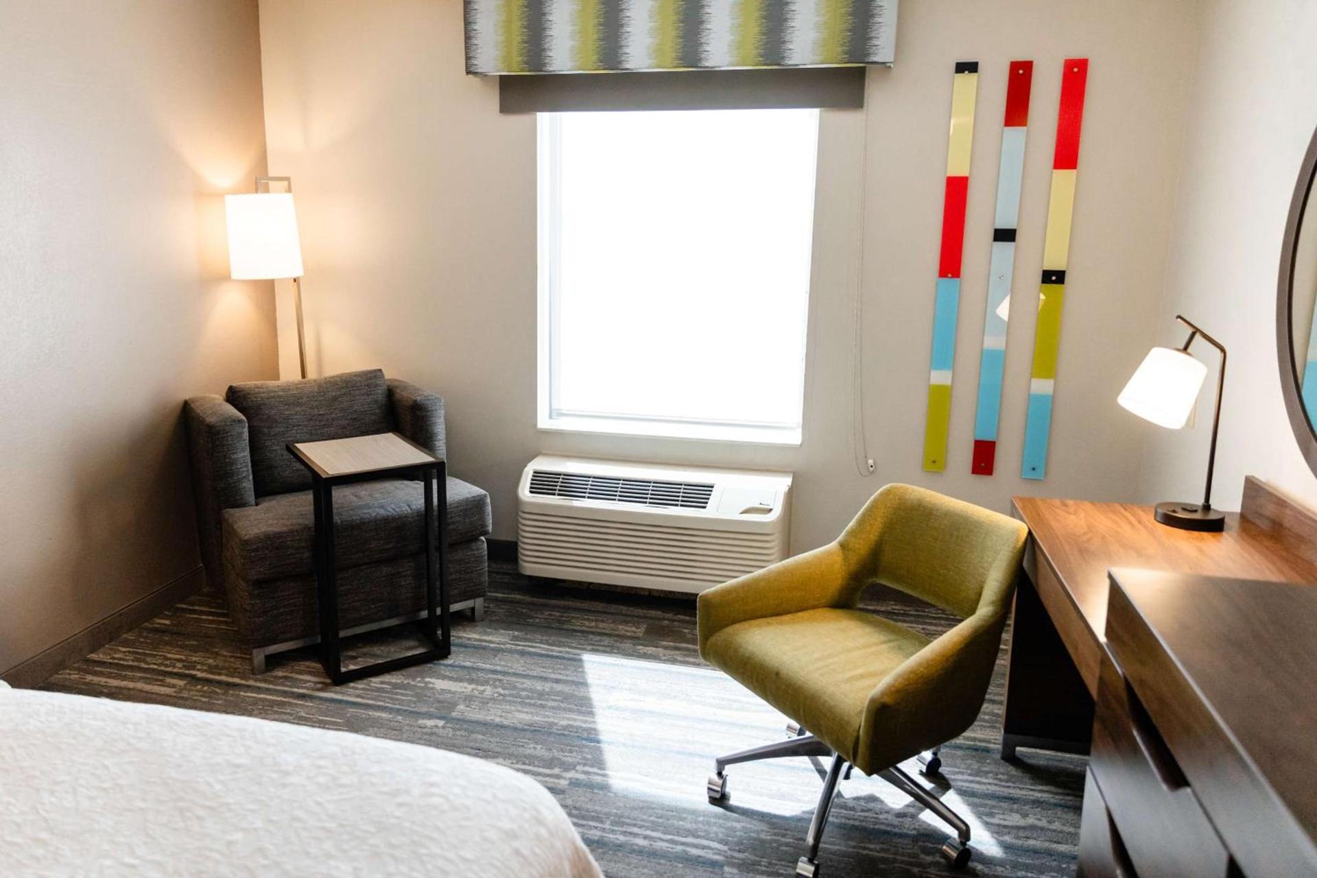 Hampton Inn & Suites Scottsbluff photo 30