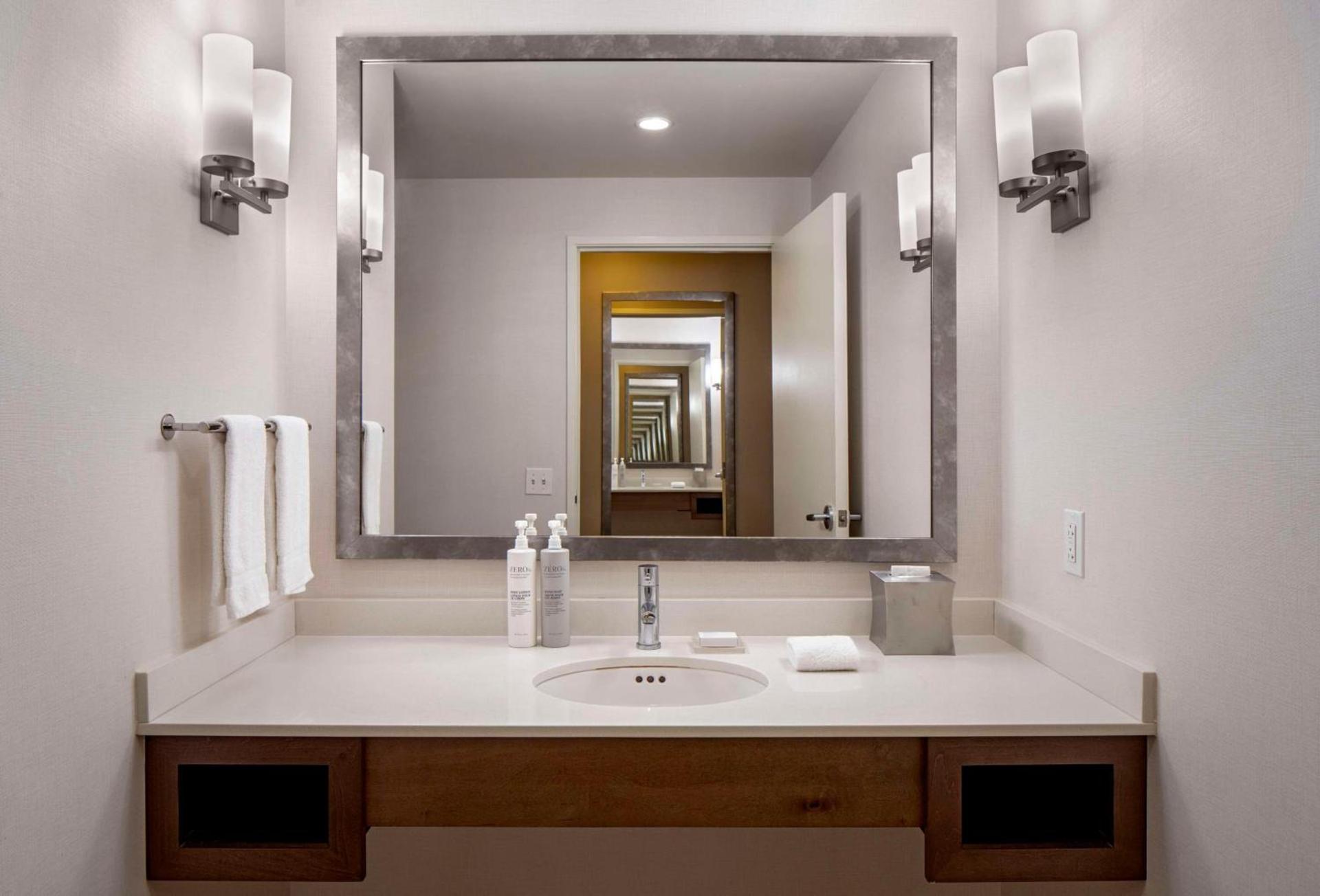 Hilton Garden Inn Downtown Dallas photo 52