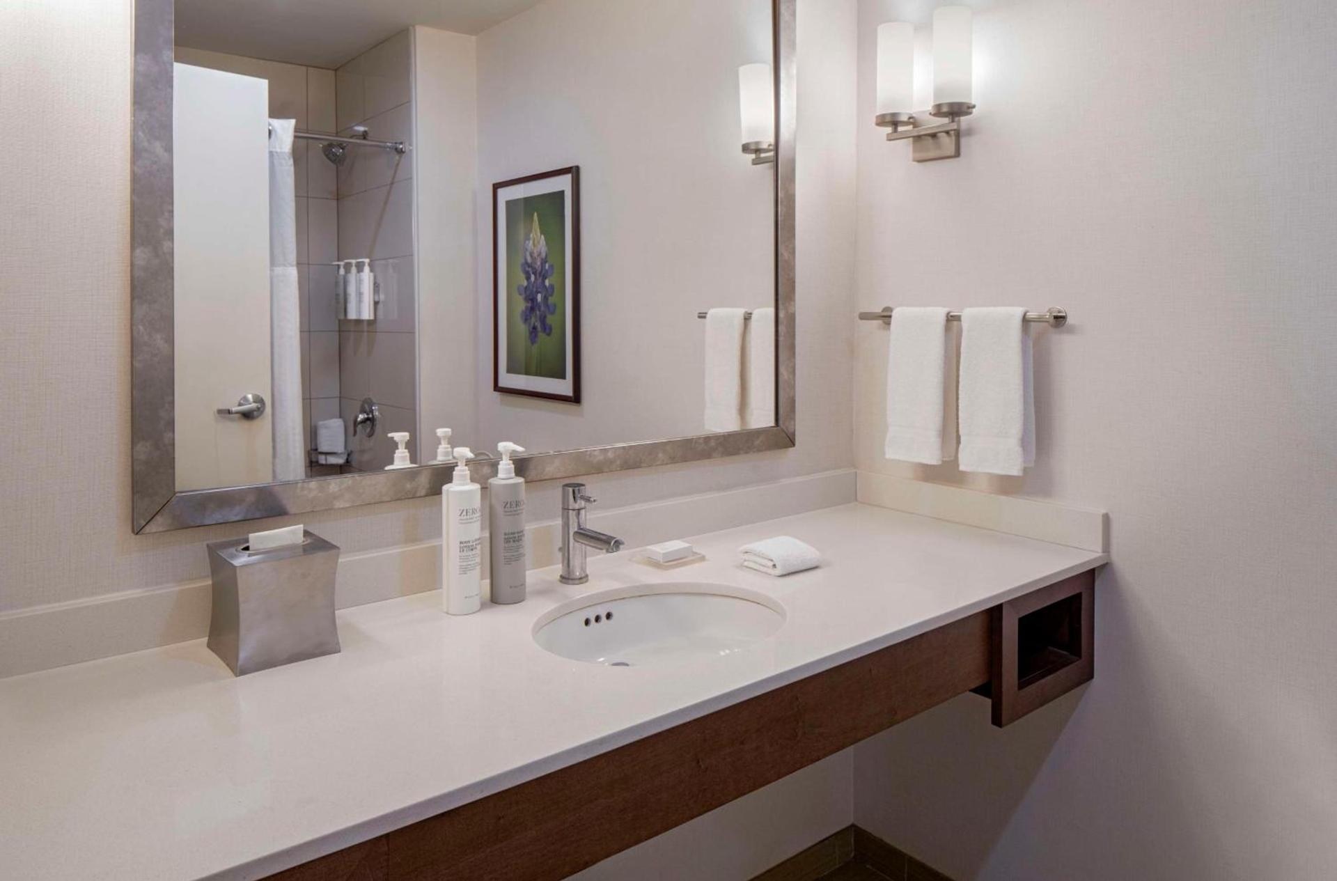 Hilton Garden Inn Downtown Dallas photo 53