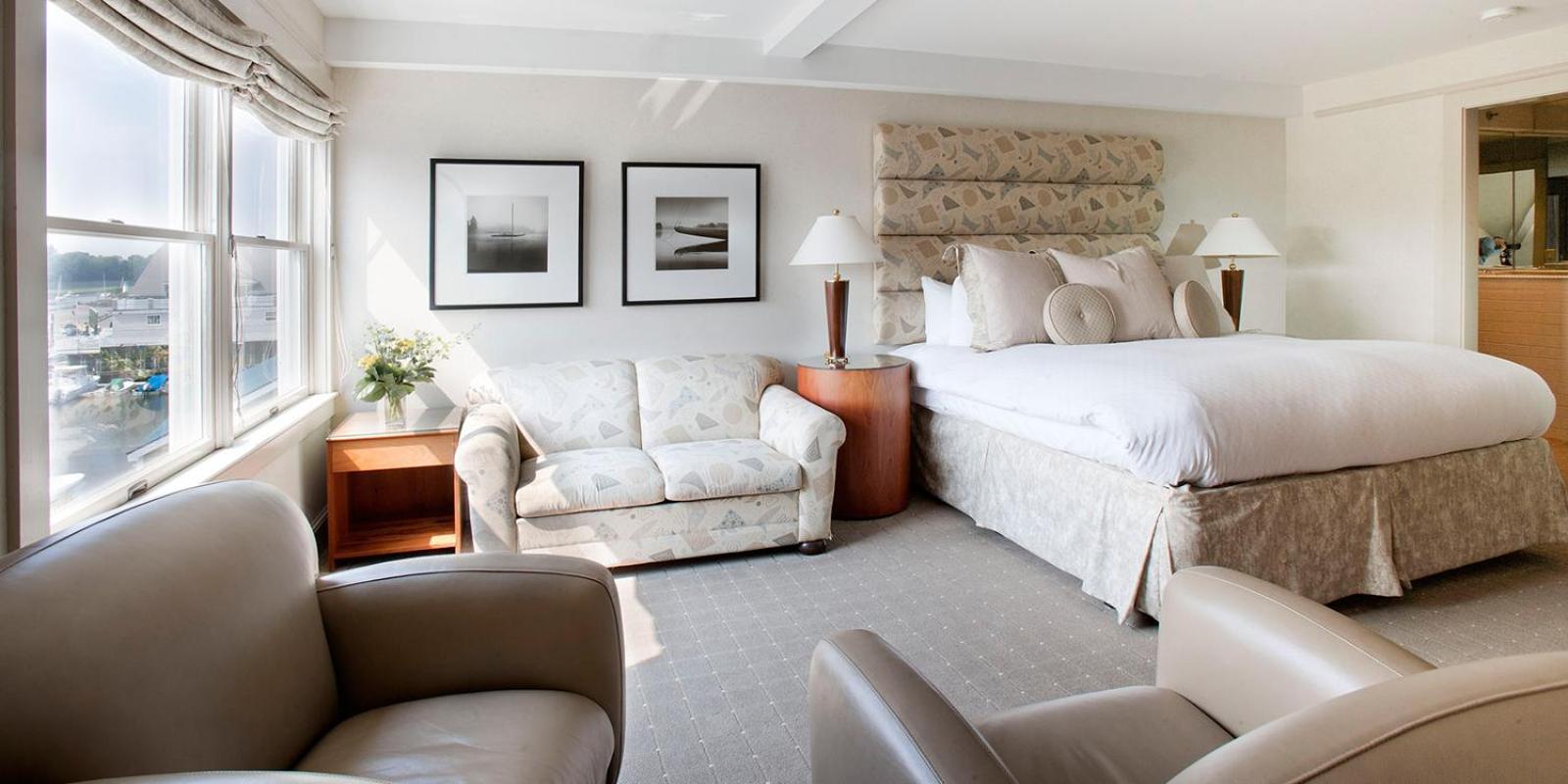 Breakwater Inn photo 5