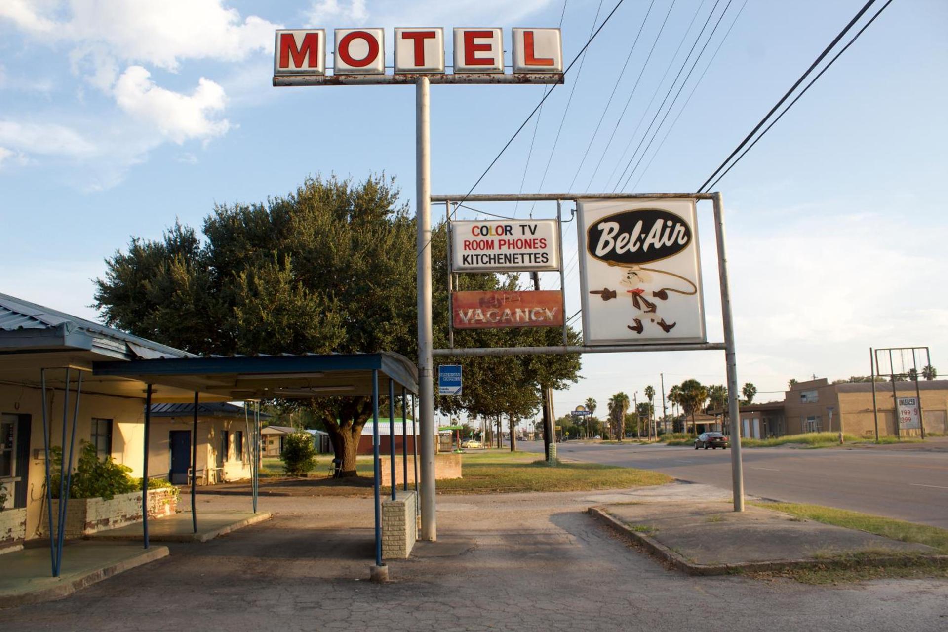 Bel-Air Motel — hotel in Alice