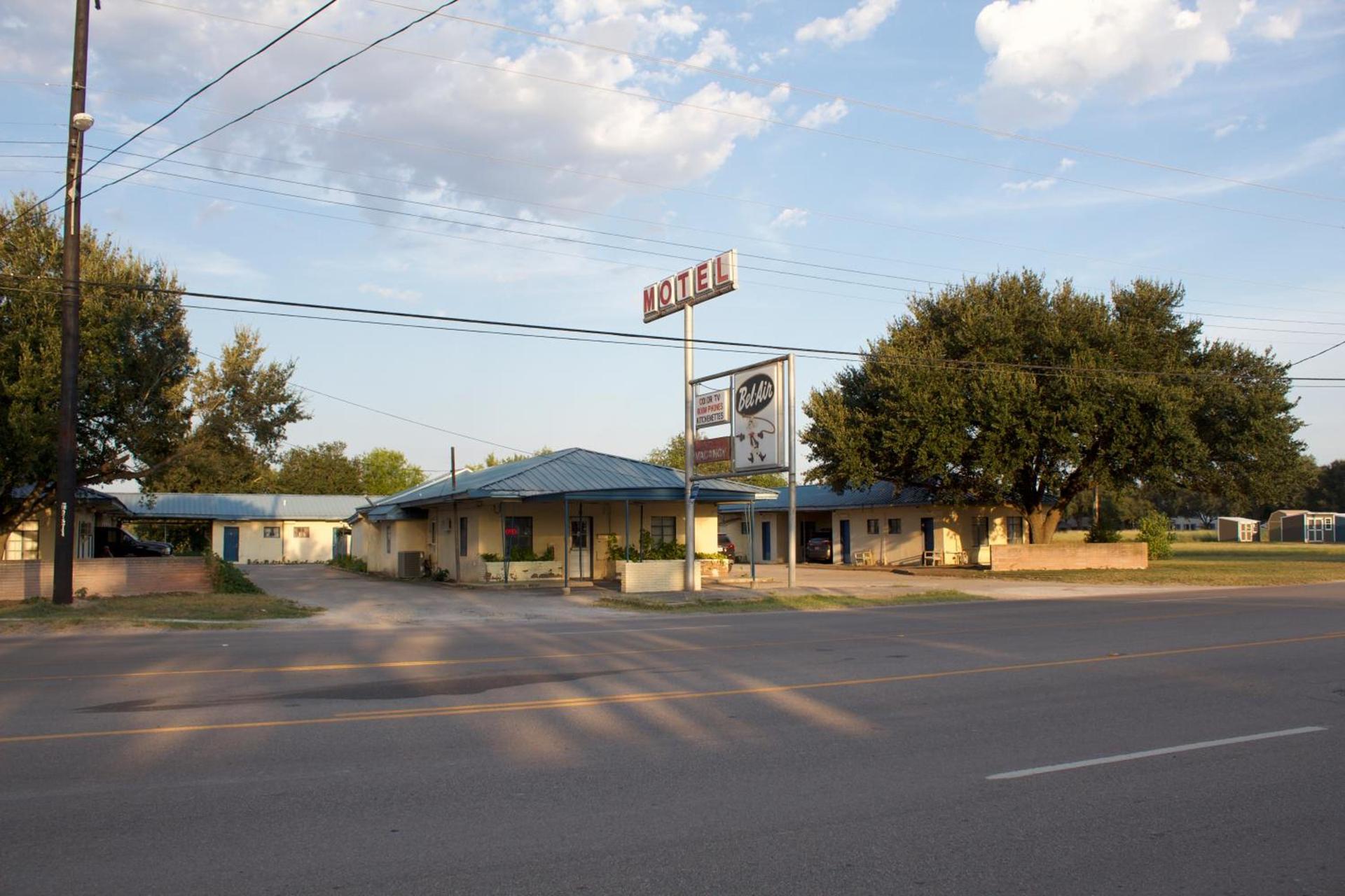 Bel-Air Motel photo 2