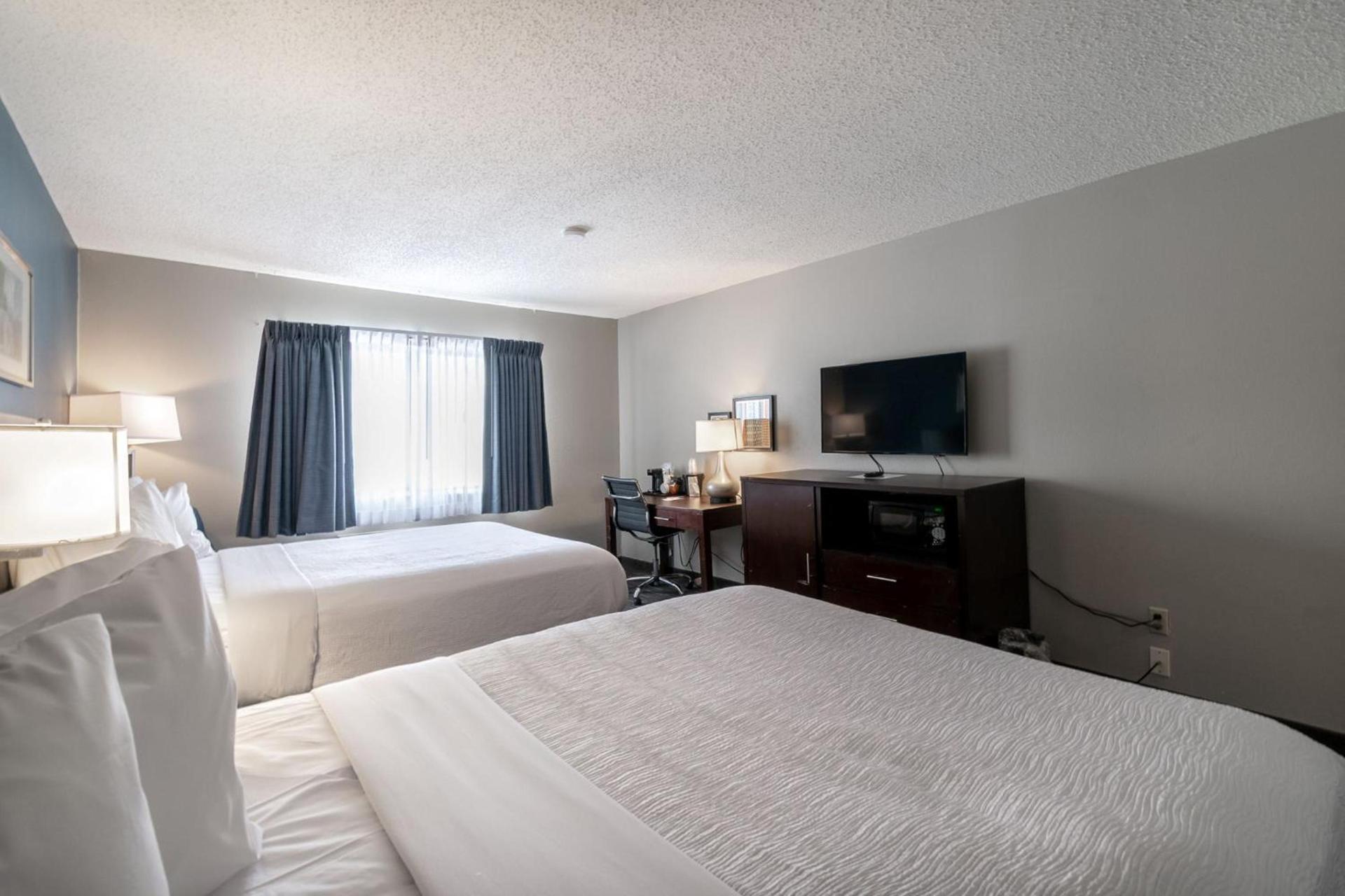 Wingate by Wyndham Great Falls photo 17