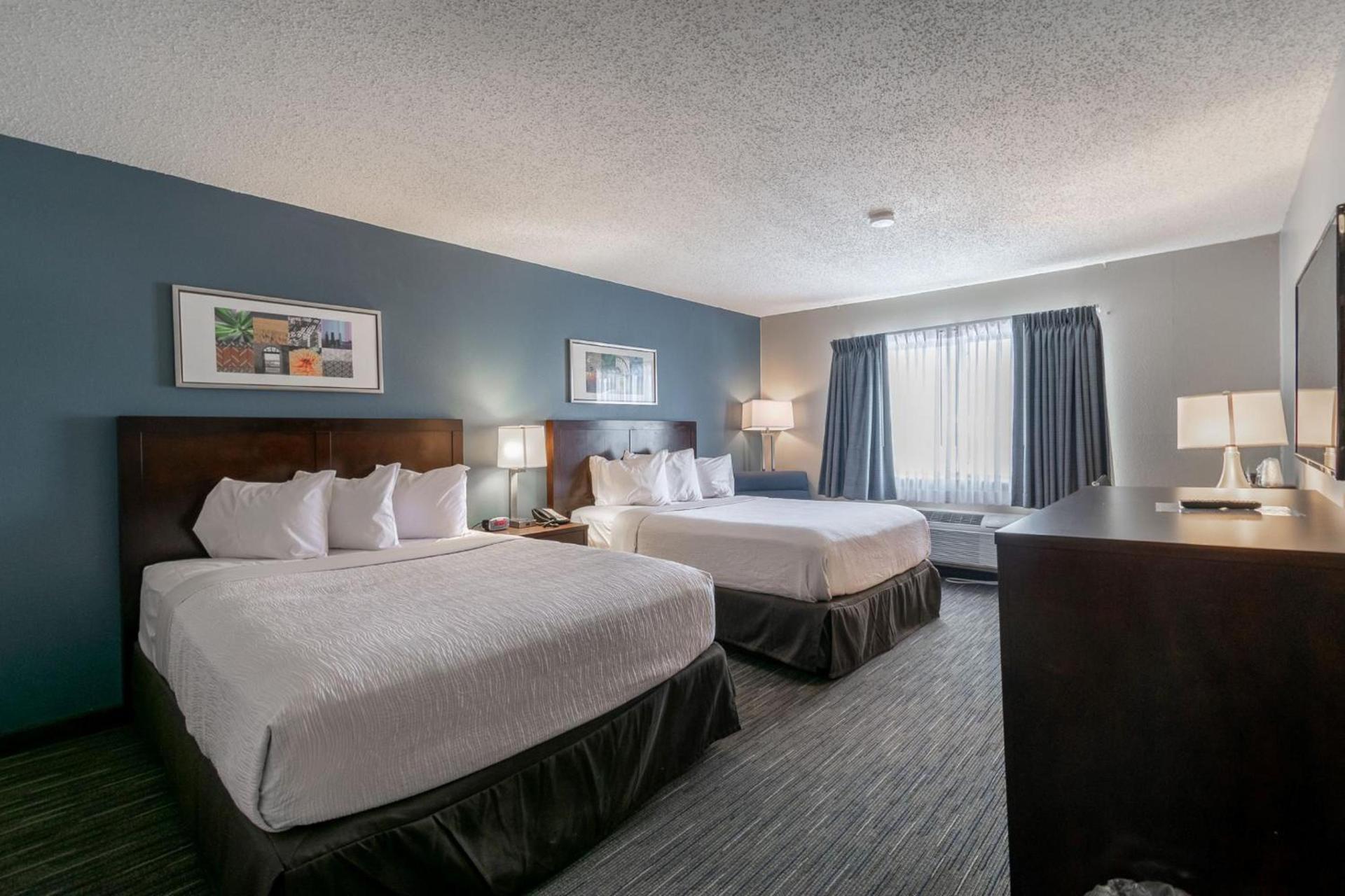 Wingate by Wyndham Great Falls photo 14