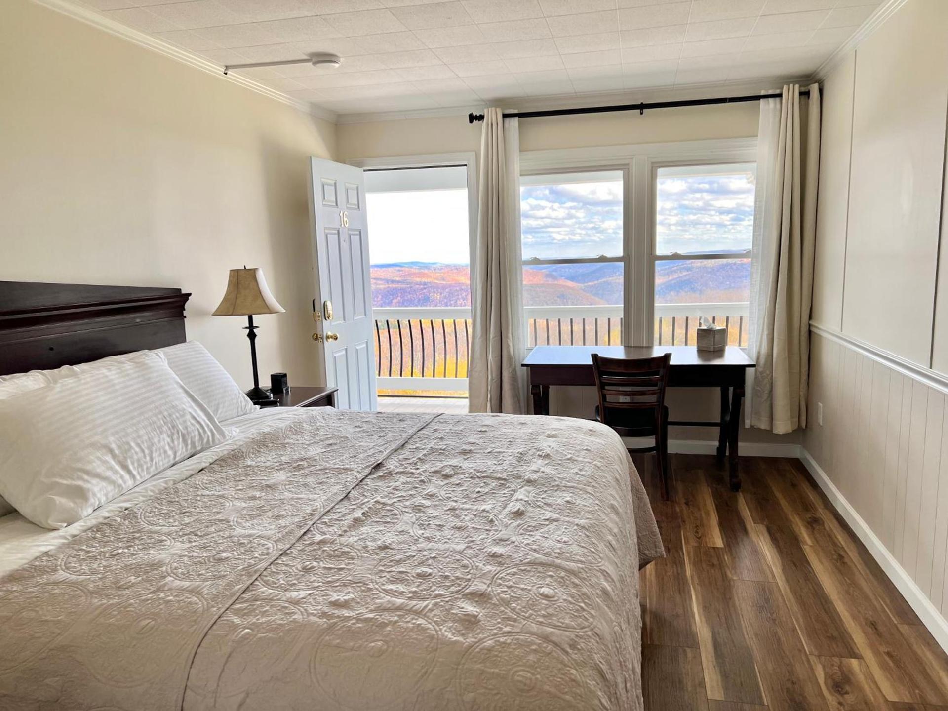 Blue Vista Motor Lodge photo 25