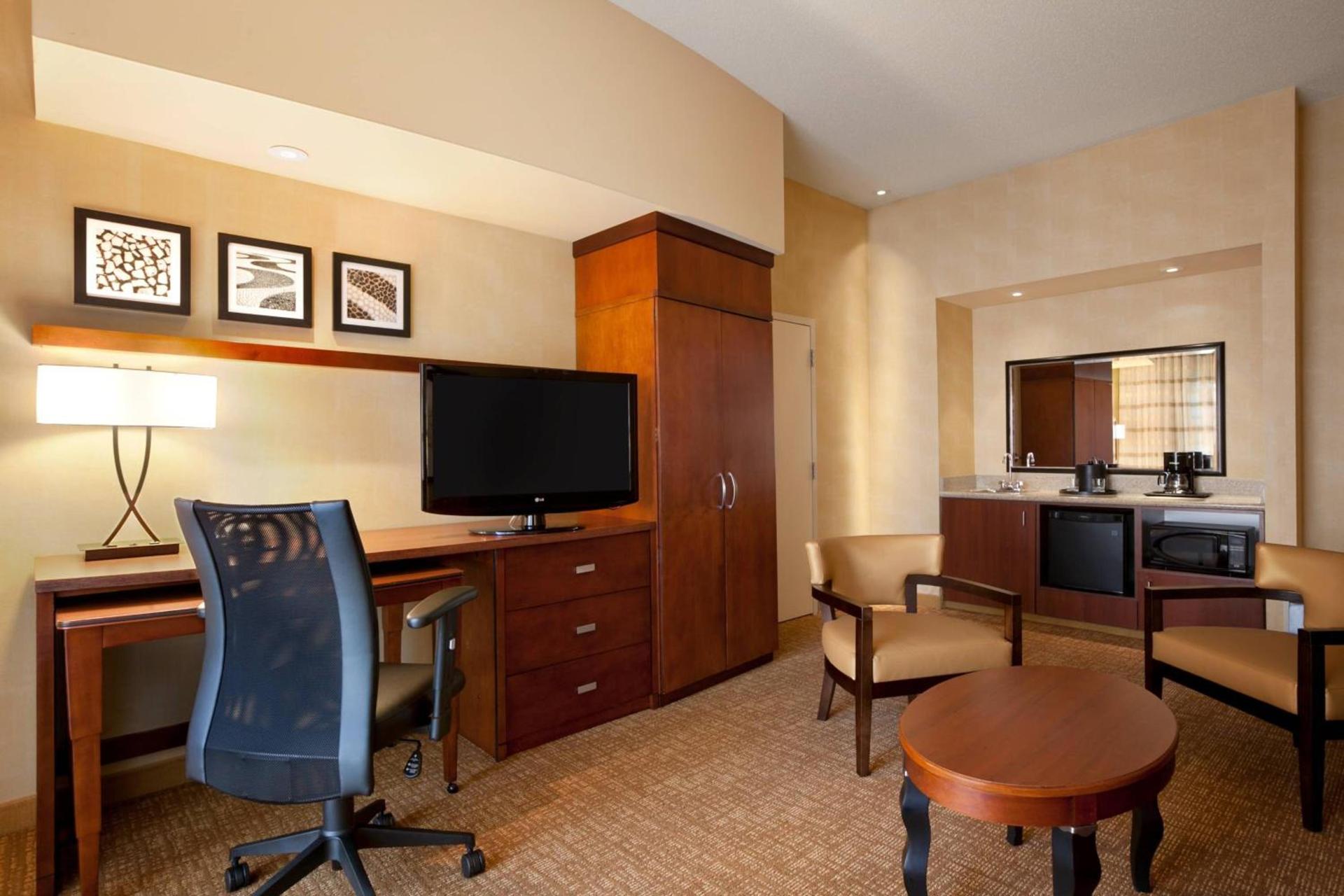 Sonesta Essential Junction City photo 17