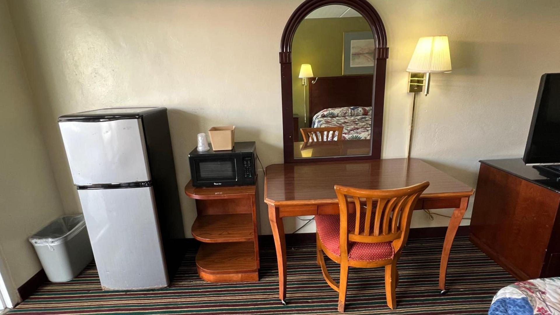 Gulf Way Inn Clearwater photo 16
