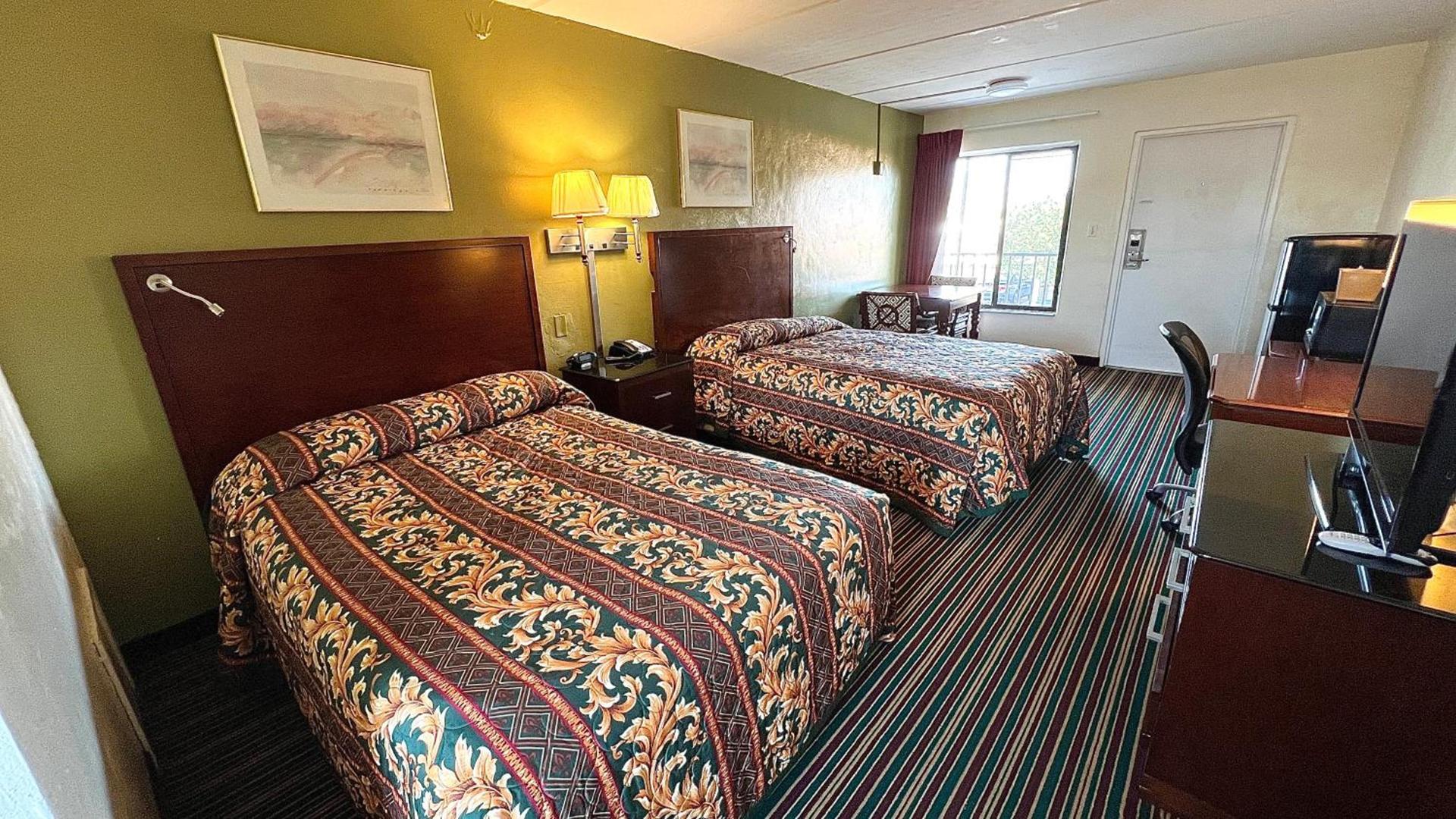 Gulf Way Inn Clearwater photo 13
