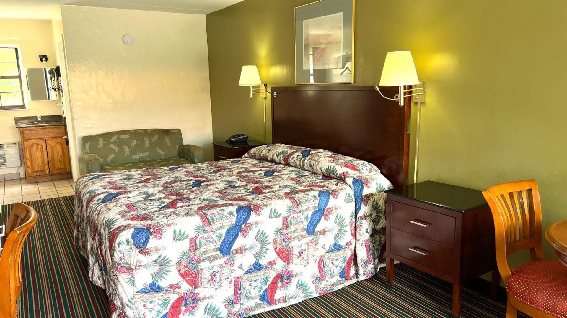 Gulf Way Inn Clearwater photo 22