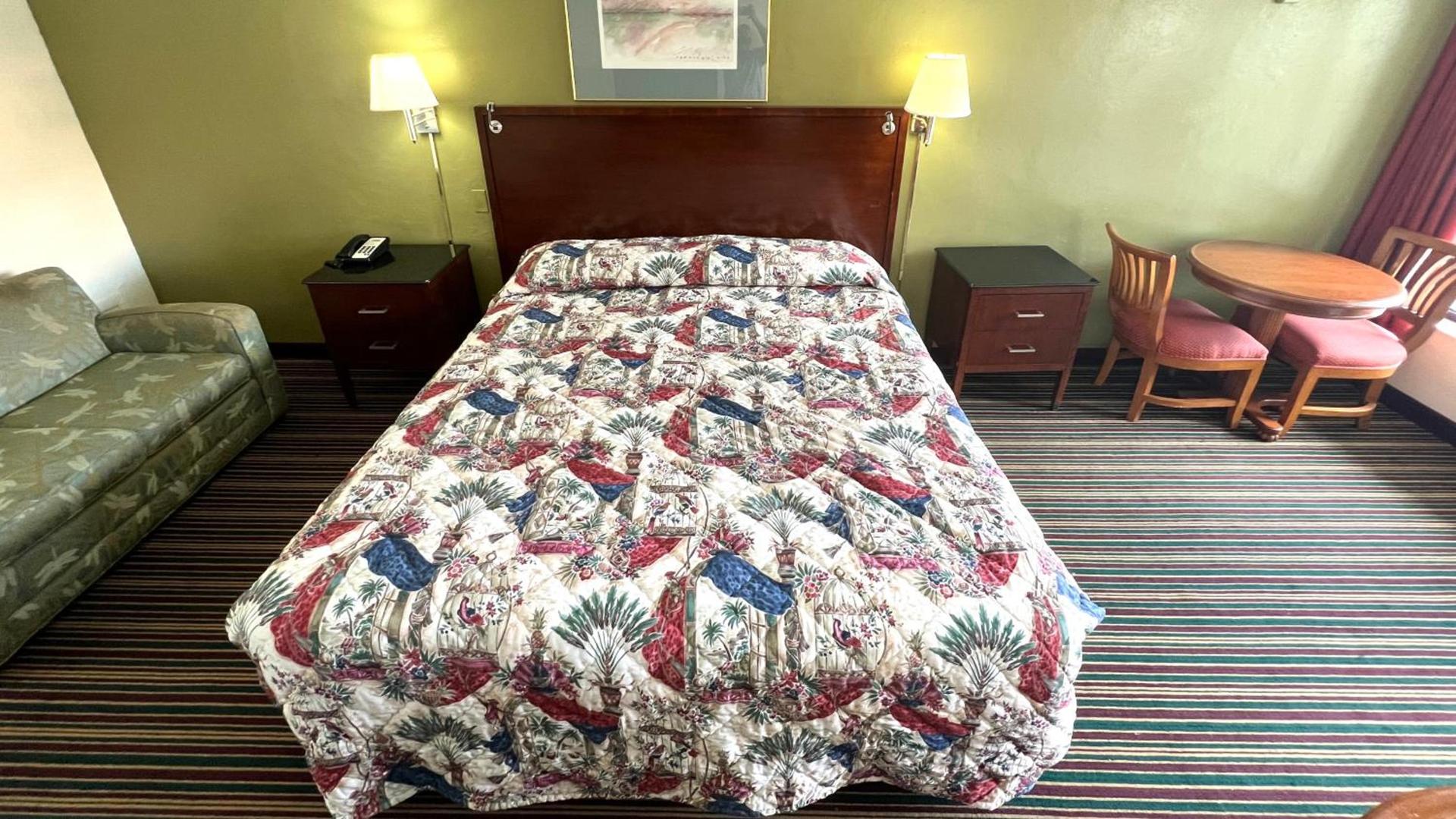 Gulf Way Inn Clearwater photo 20