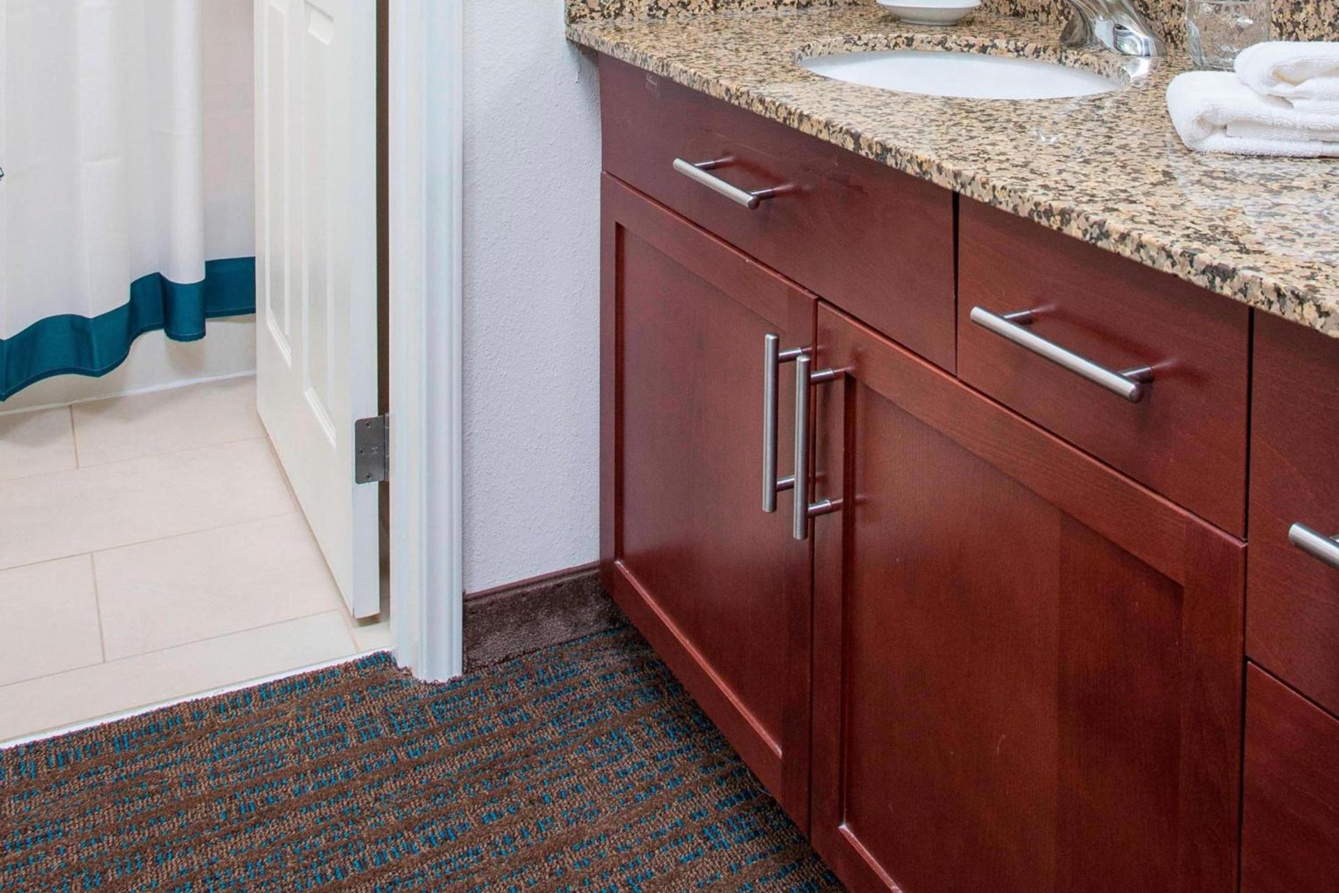 Residence Inn Topeka photo 10