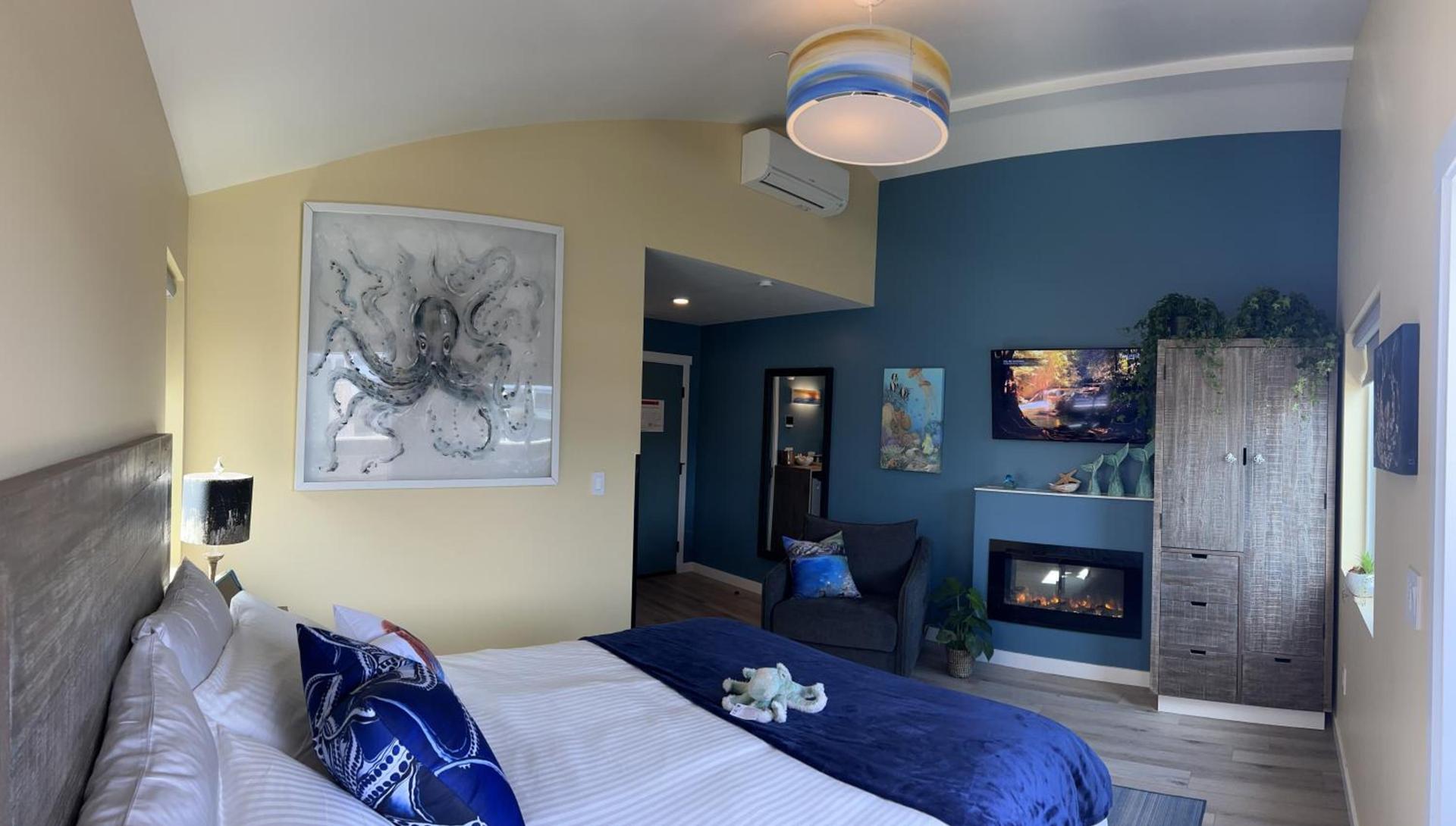 HarborWalk Inn photo 83