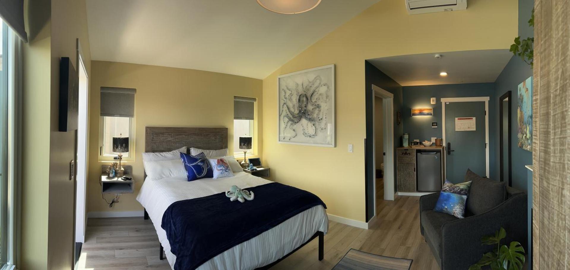 HarborWalk Inn photo 54